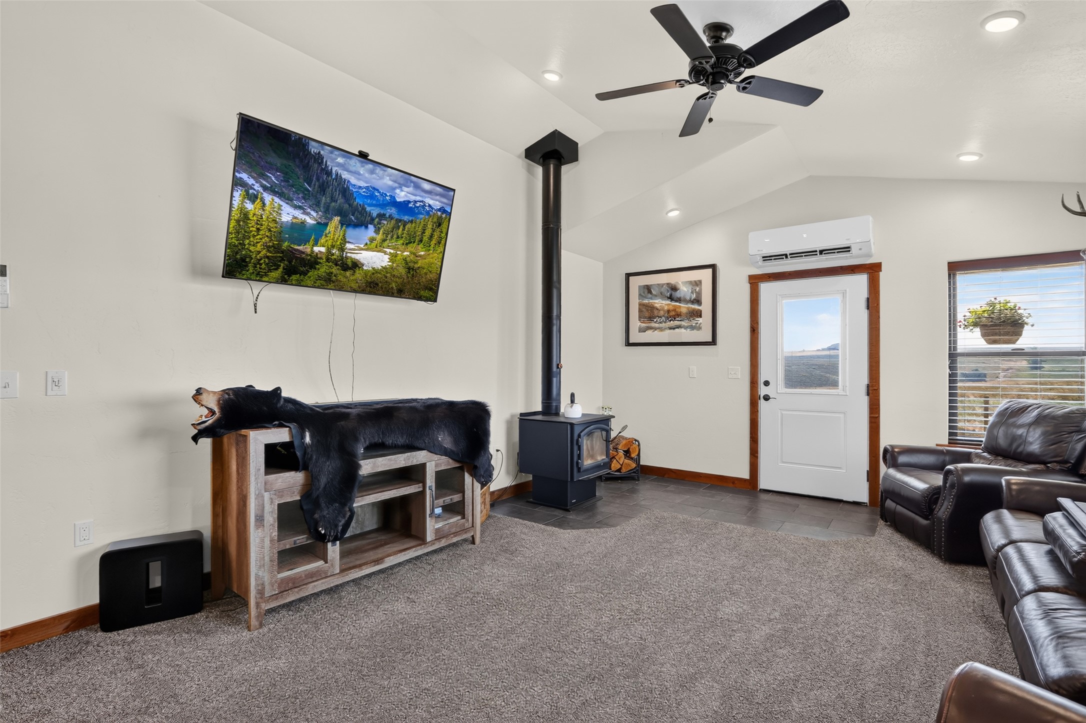 44 Kamloops Road Property Photo 19