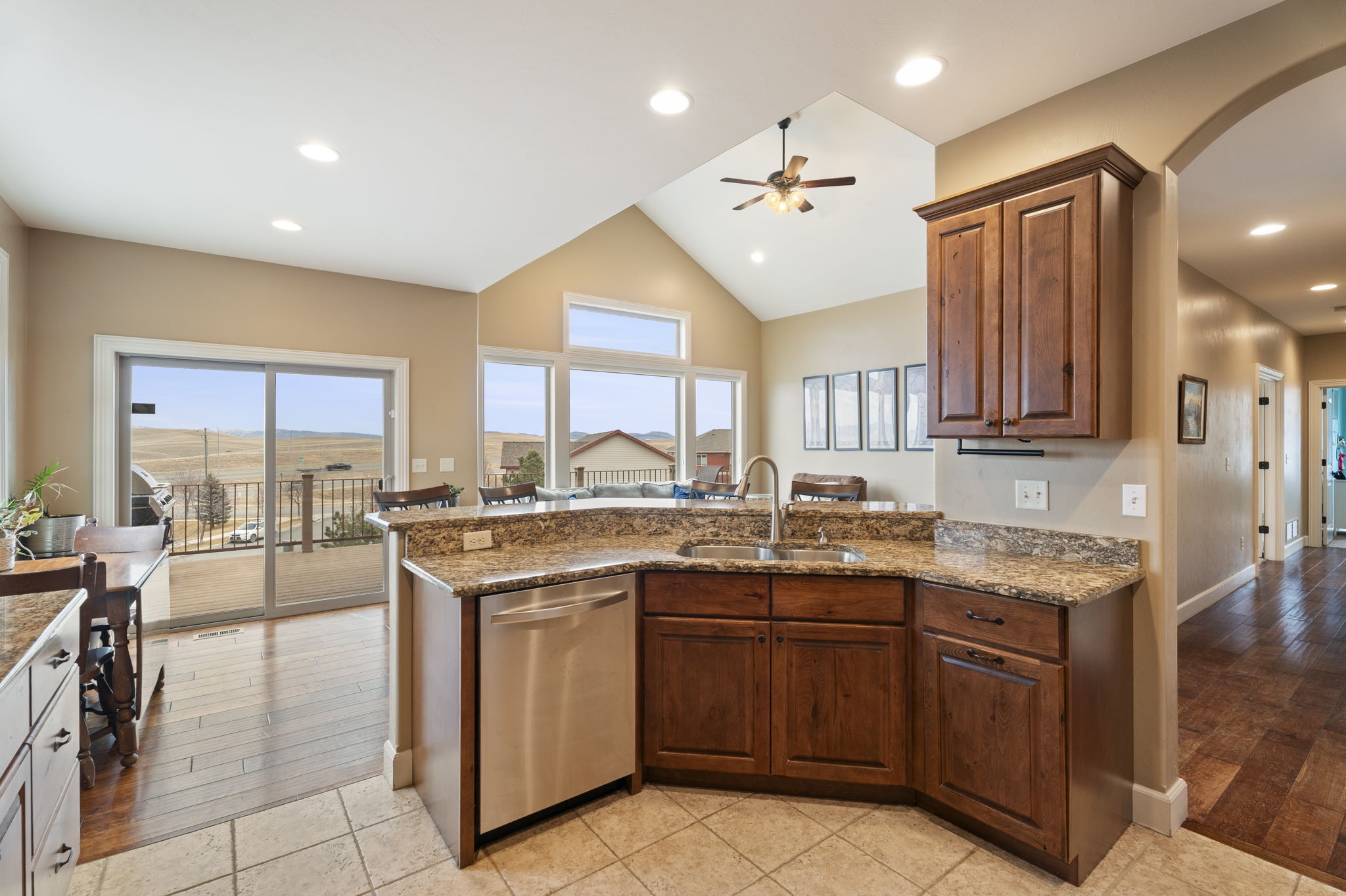 935 Napa Drive Property Photo 4