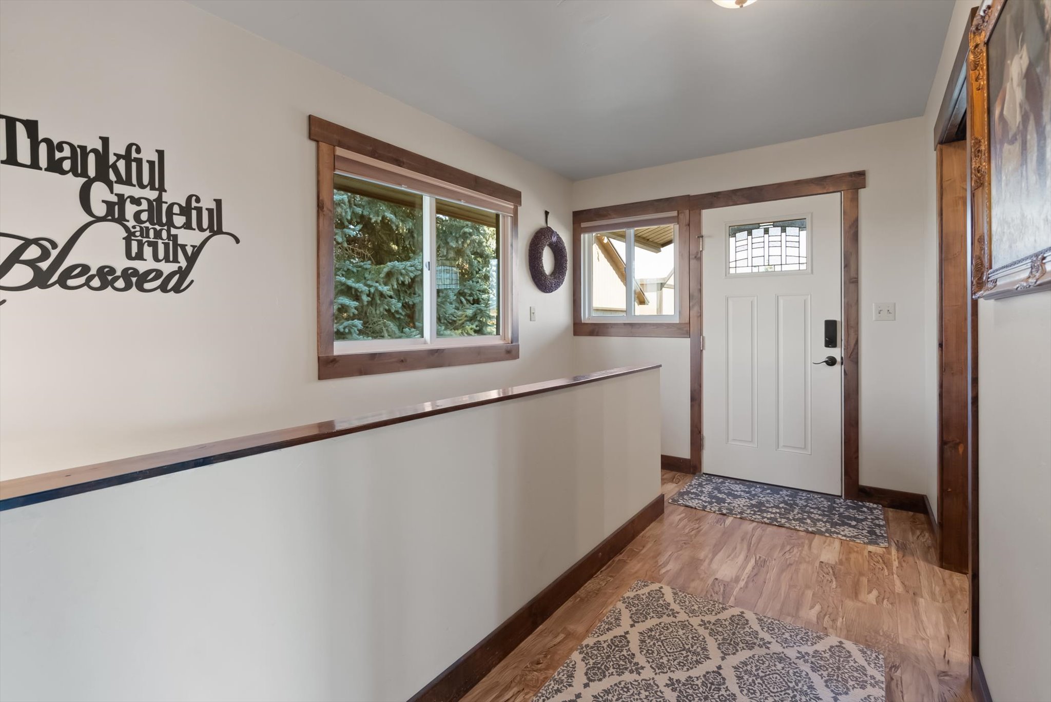 1020 Middle Road Property Photo 11