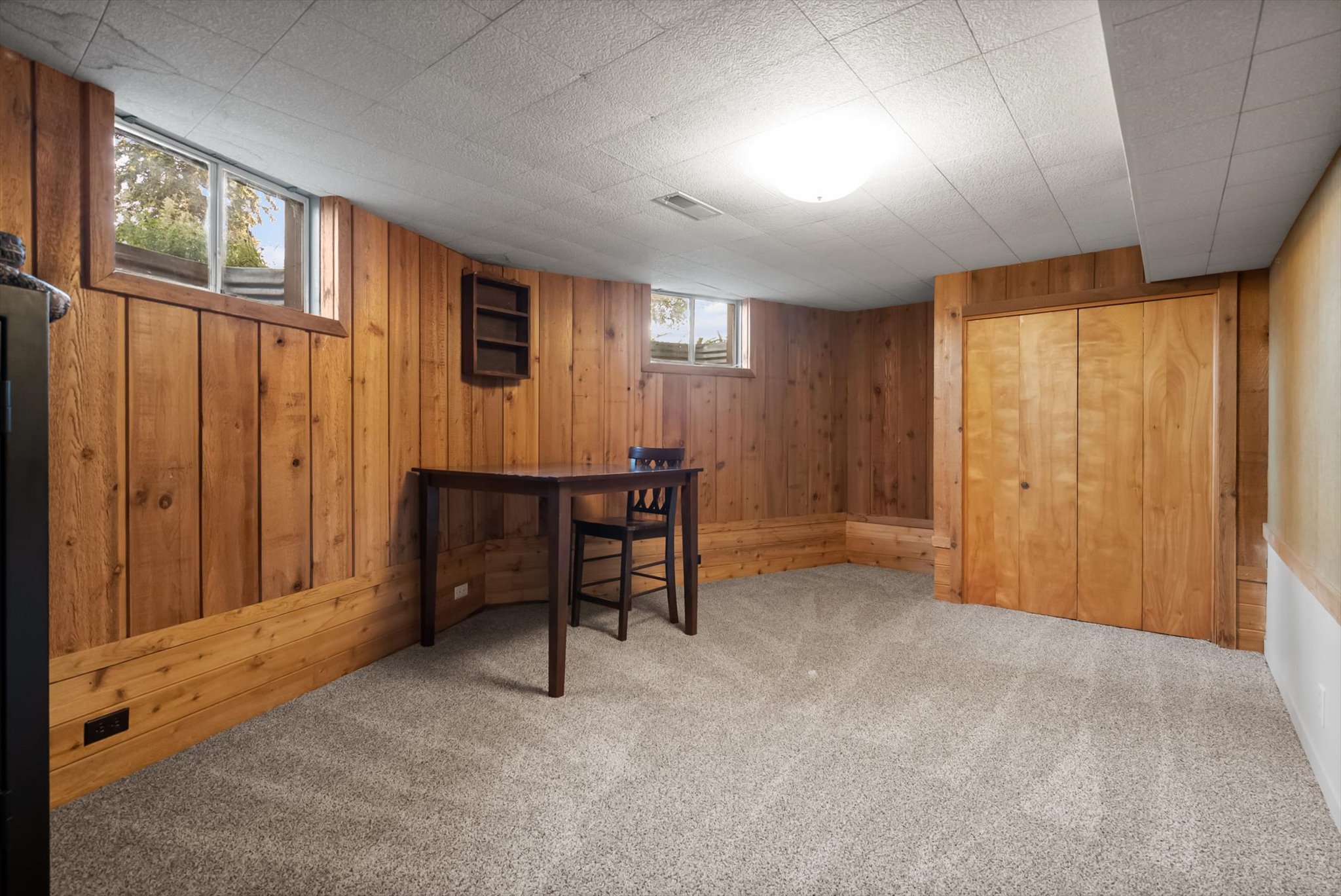 1020 Middle Road Property Photo 25