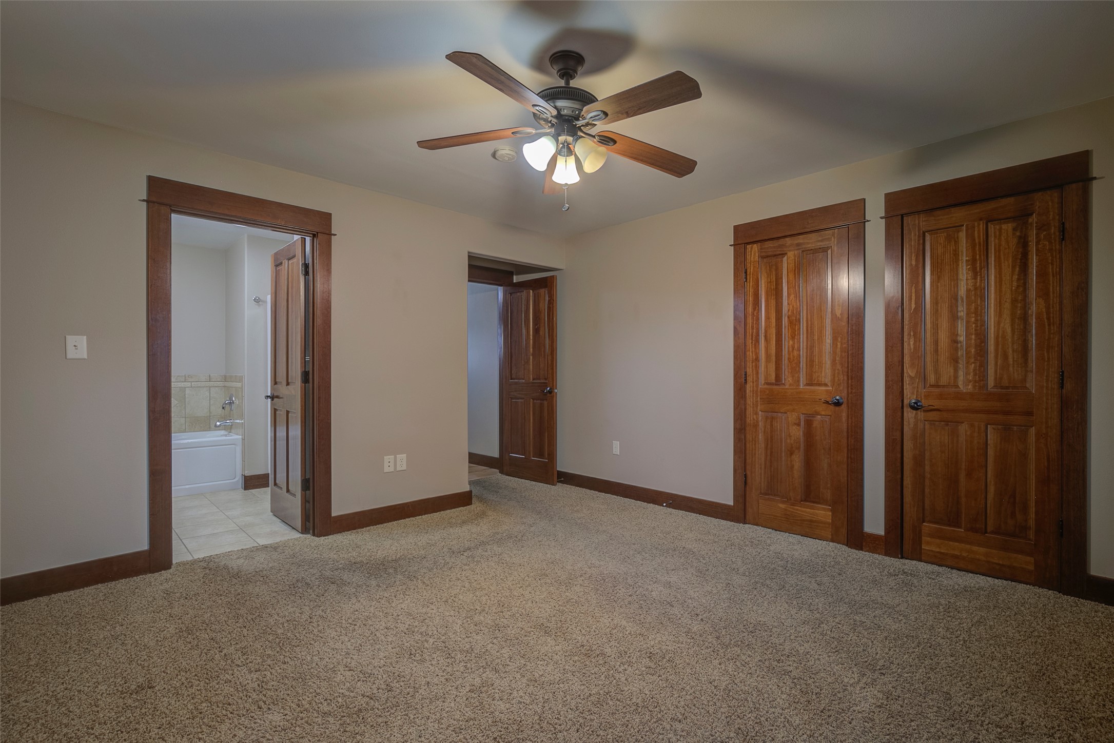 222 A Northgate Loop Property Photo 4