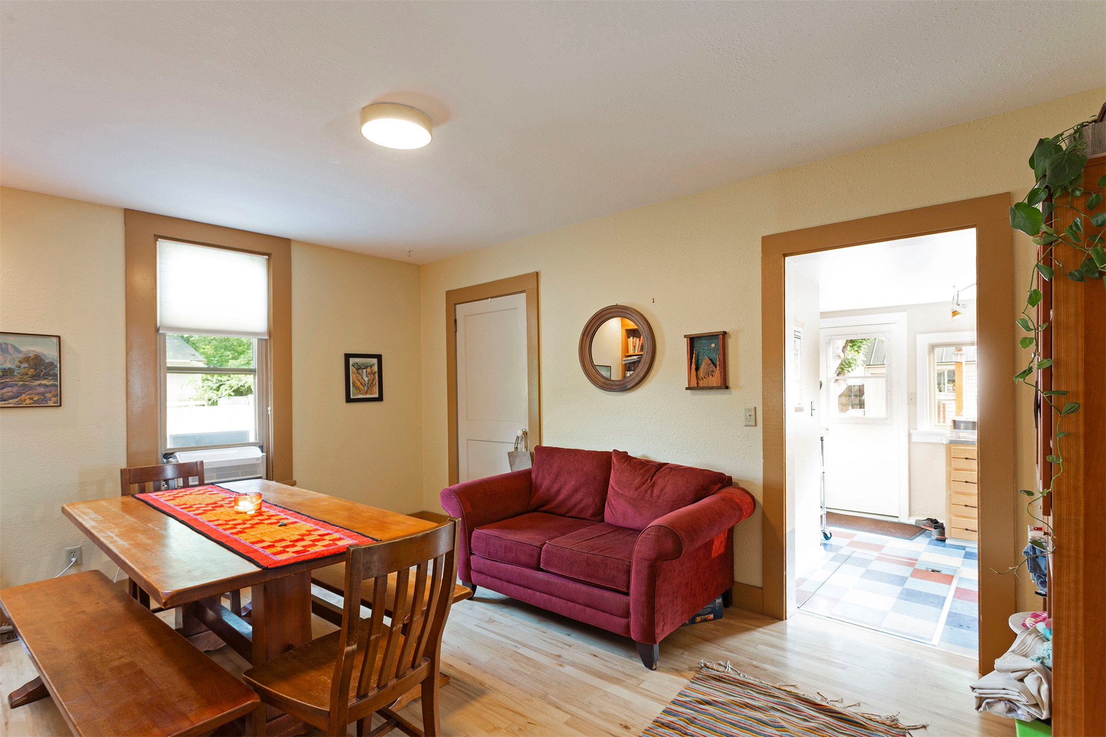 920 Locust Street Property Photo 10