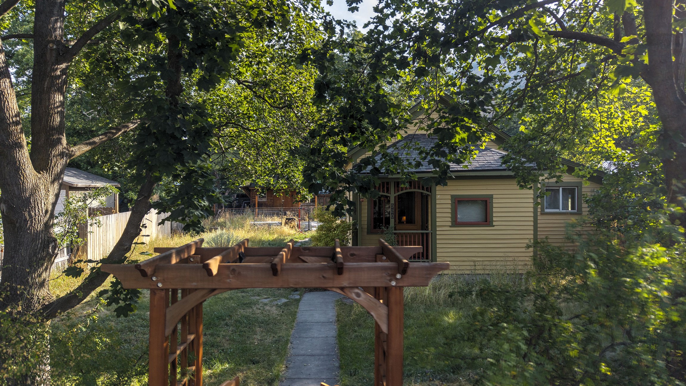 920 Locust Street Property Photo 39