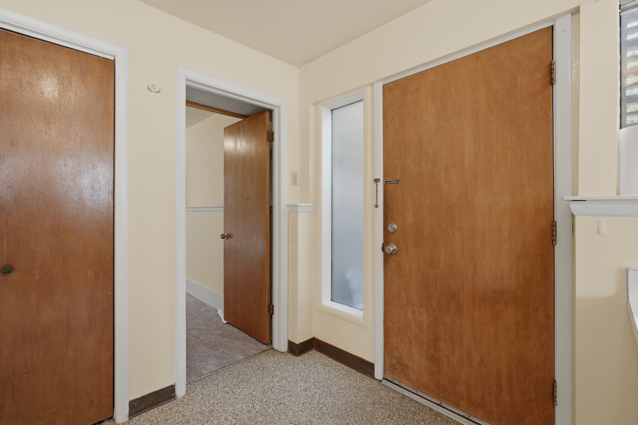 617 N Rouse Avenue Property Photo 28