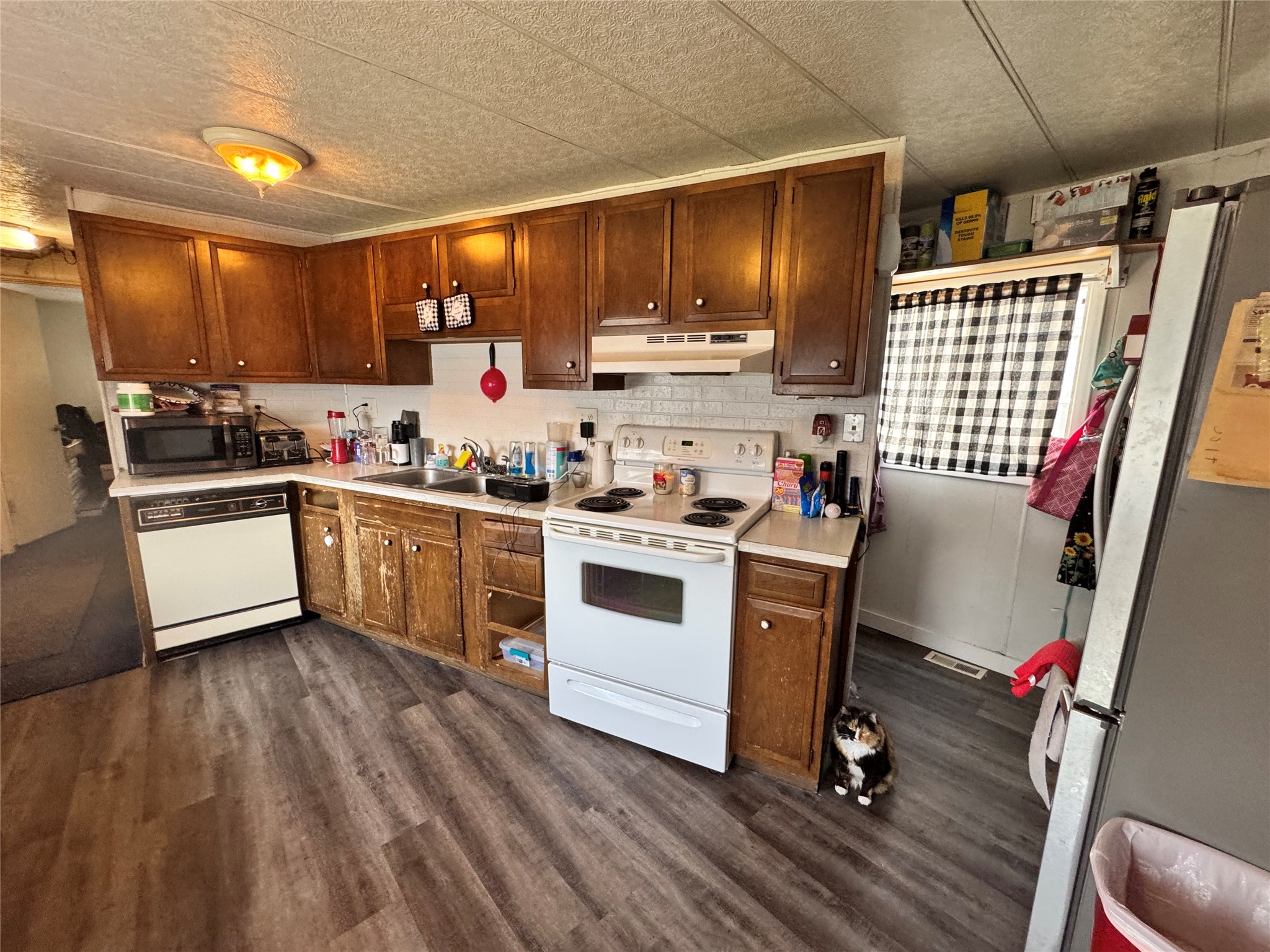 521 S Caravan Street Property Photo 20