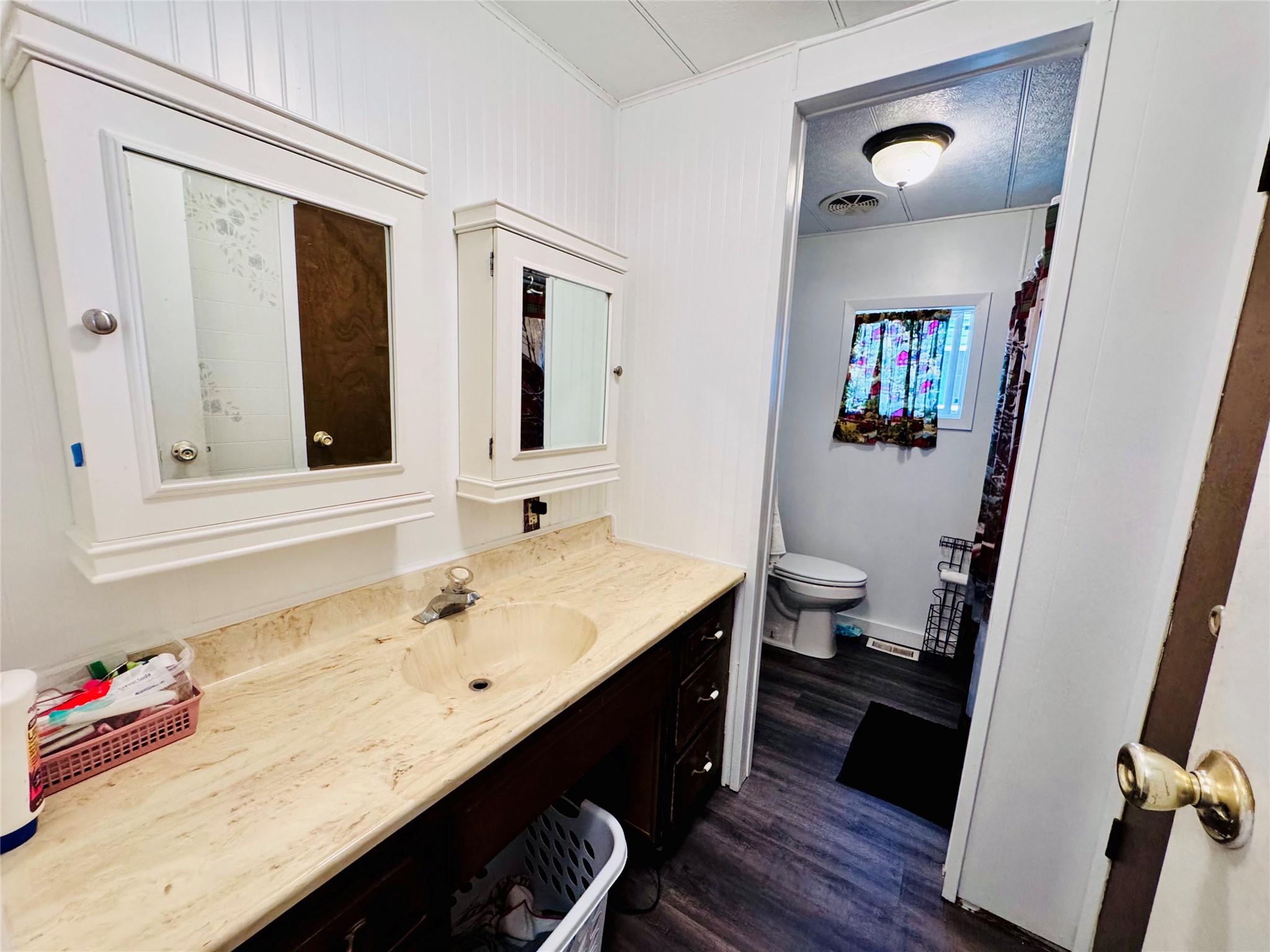 521 S Caravan Street Property Photo 24