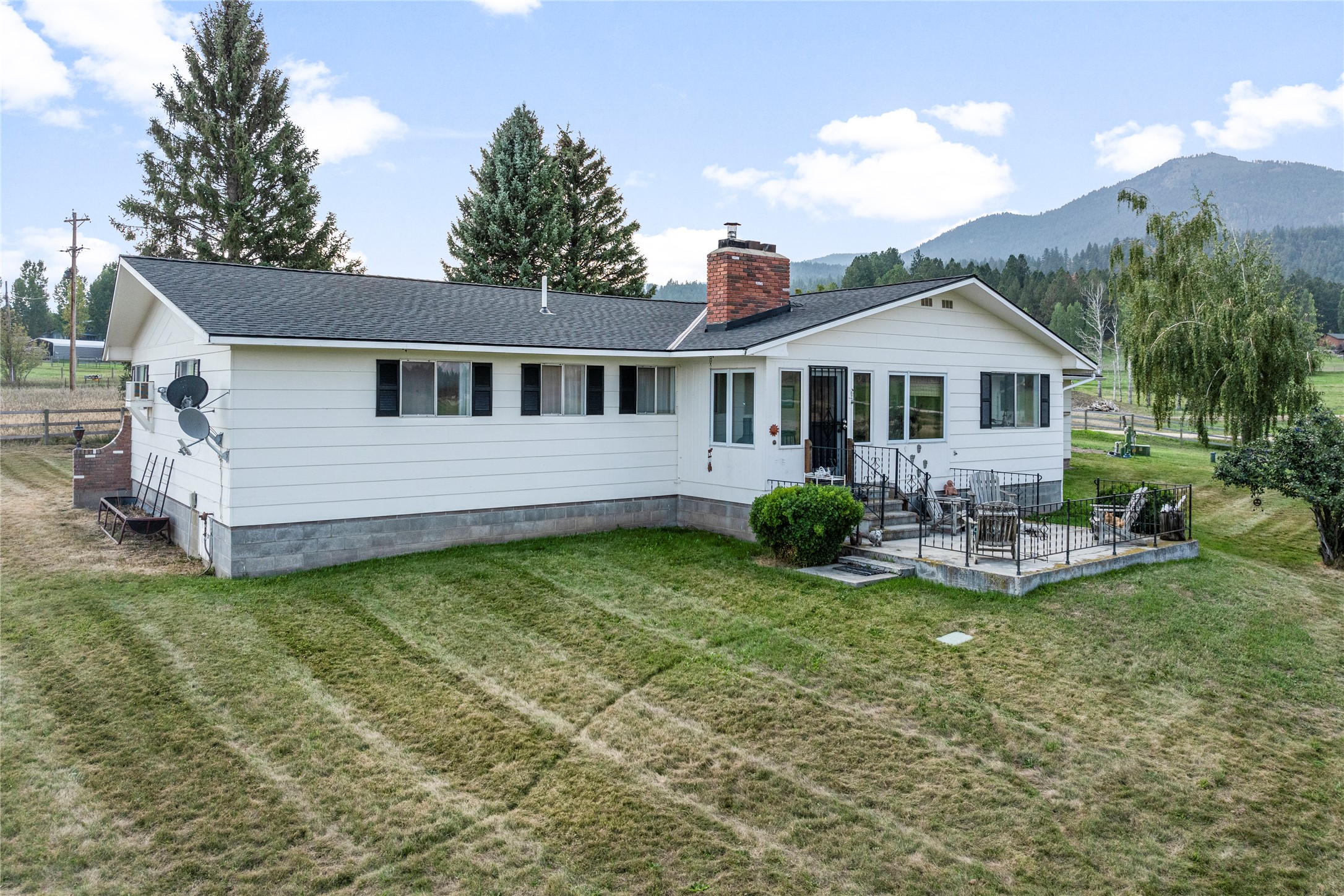 803 Indian Prairie Loop Property Photo 5