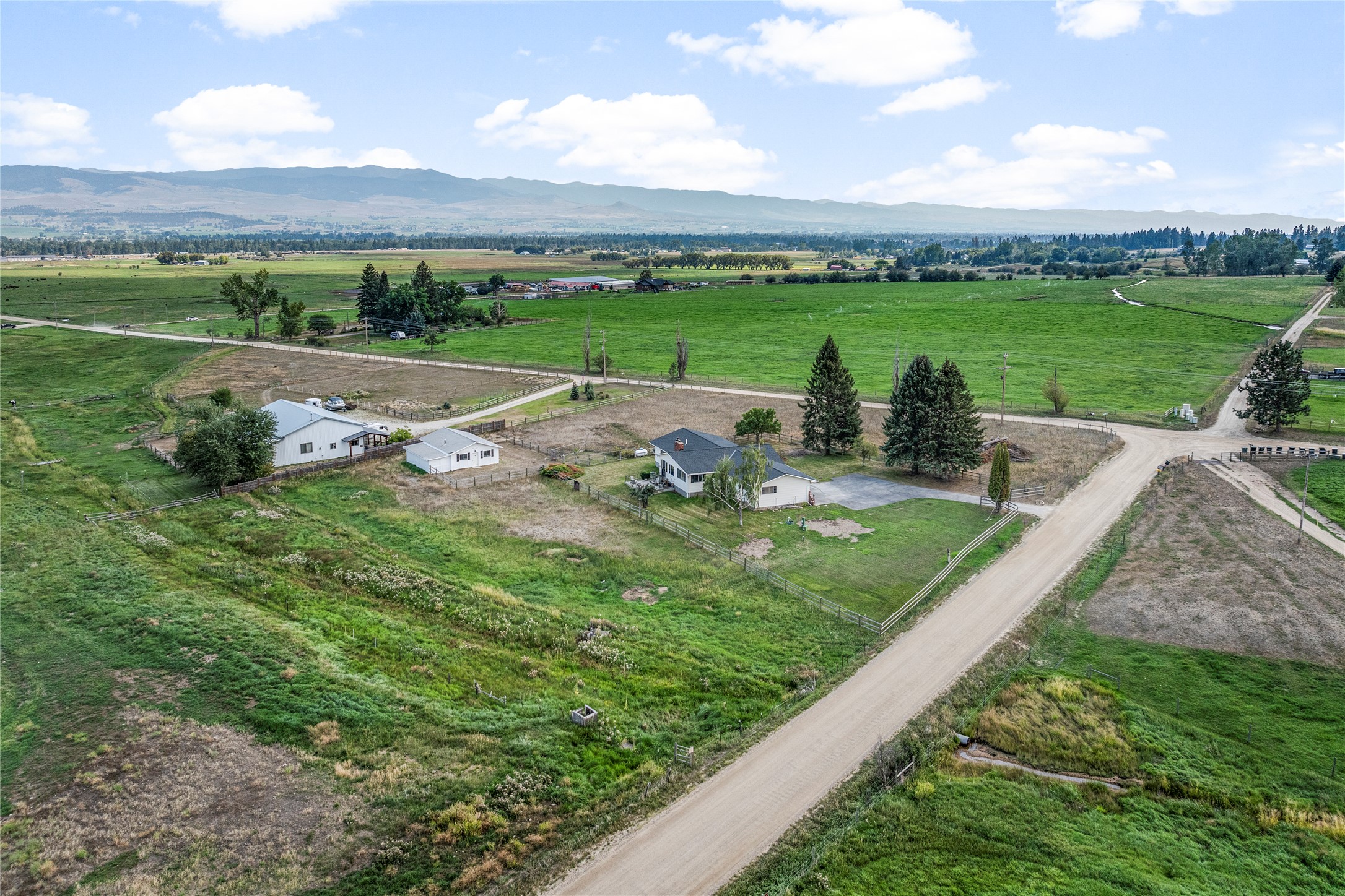 803 Indian Prairie Loop Property Photo 7