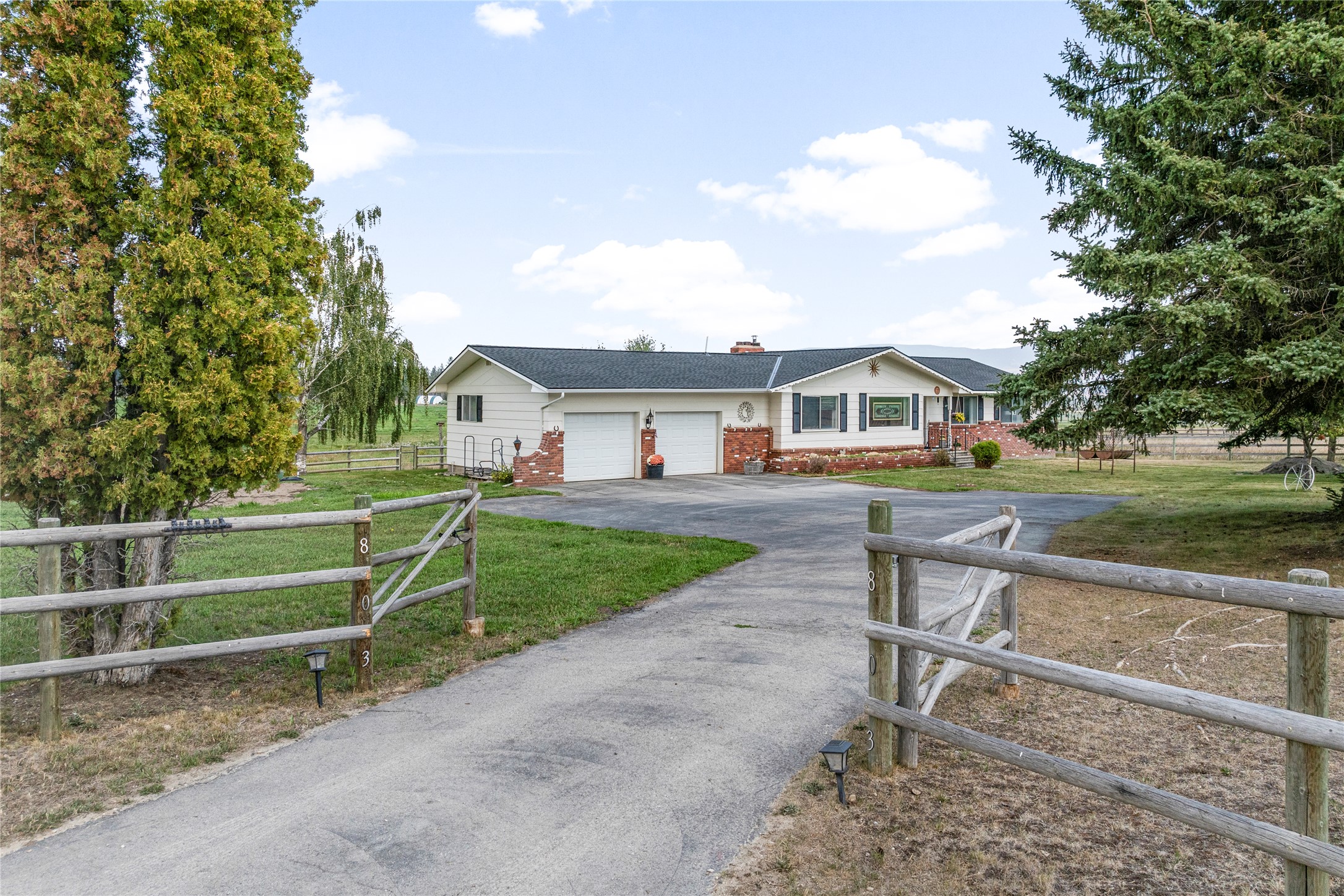 803 Indian Prairie Loop Property Photo 8