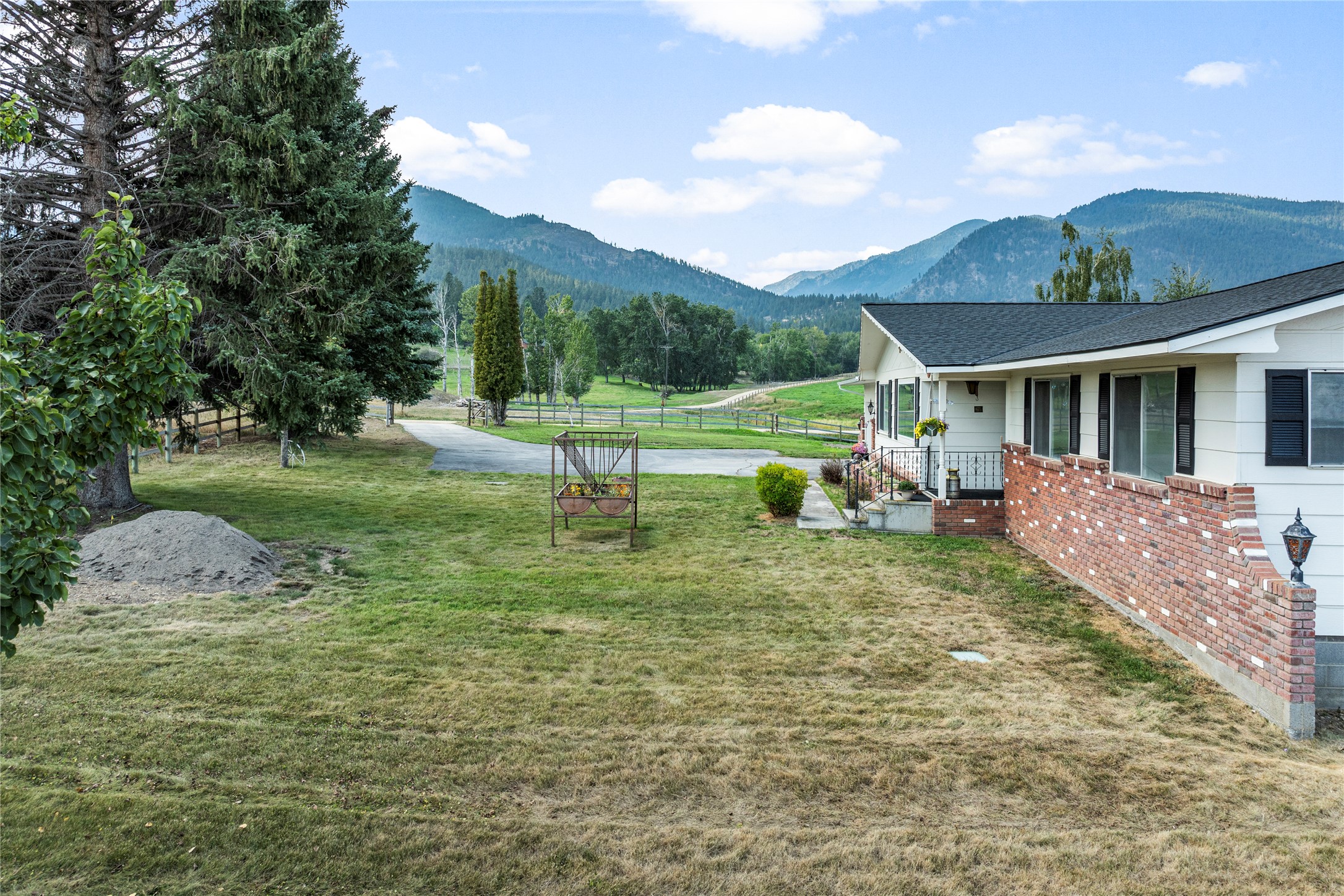 803 Indian Prairie Loop Property Photo 18