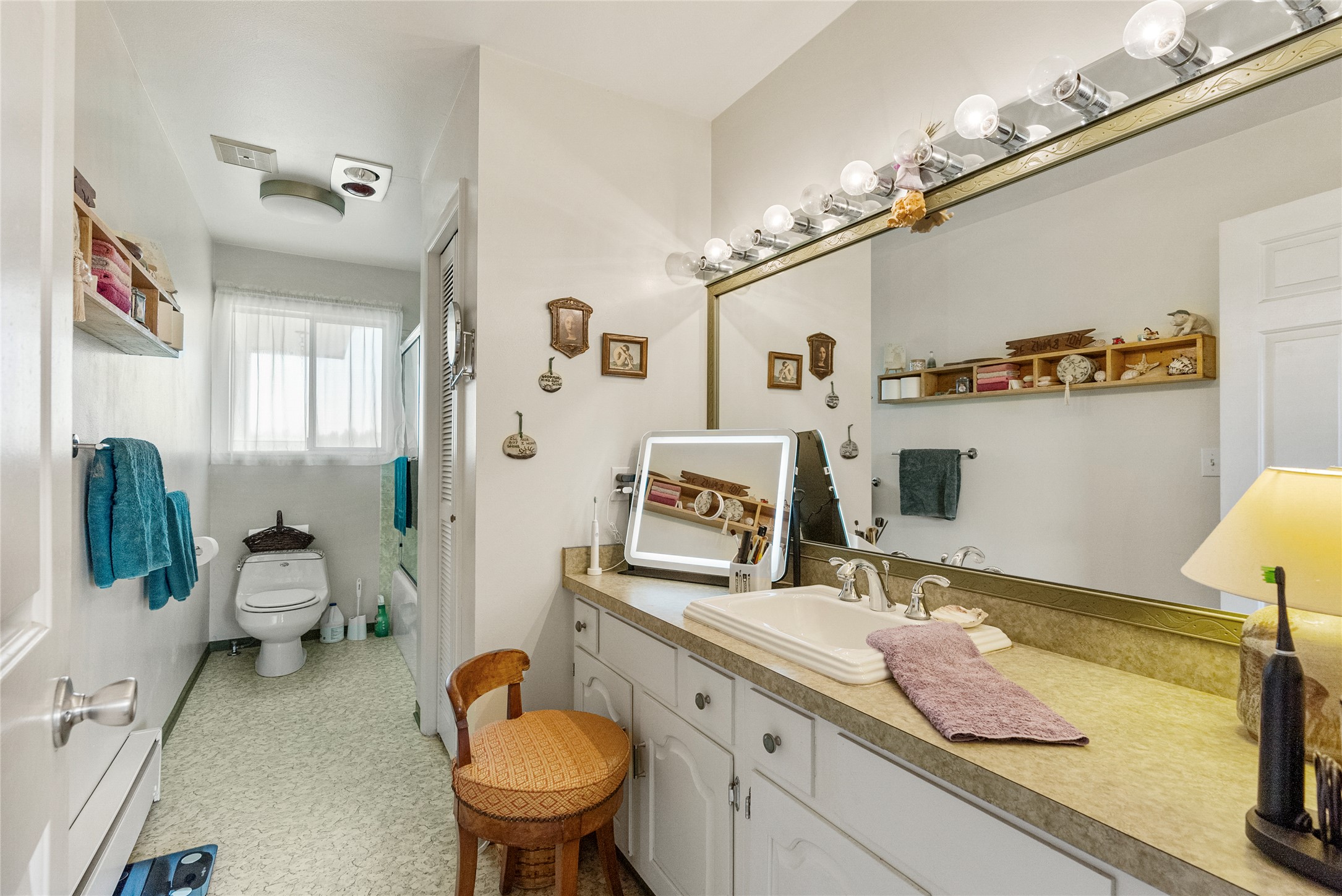 803 Indian Prairie Loop Property Photo 37