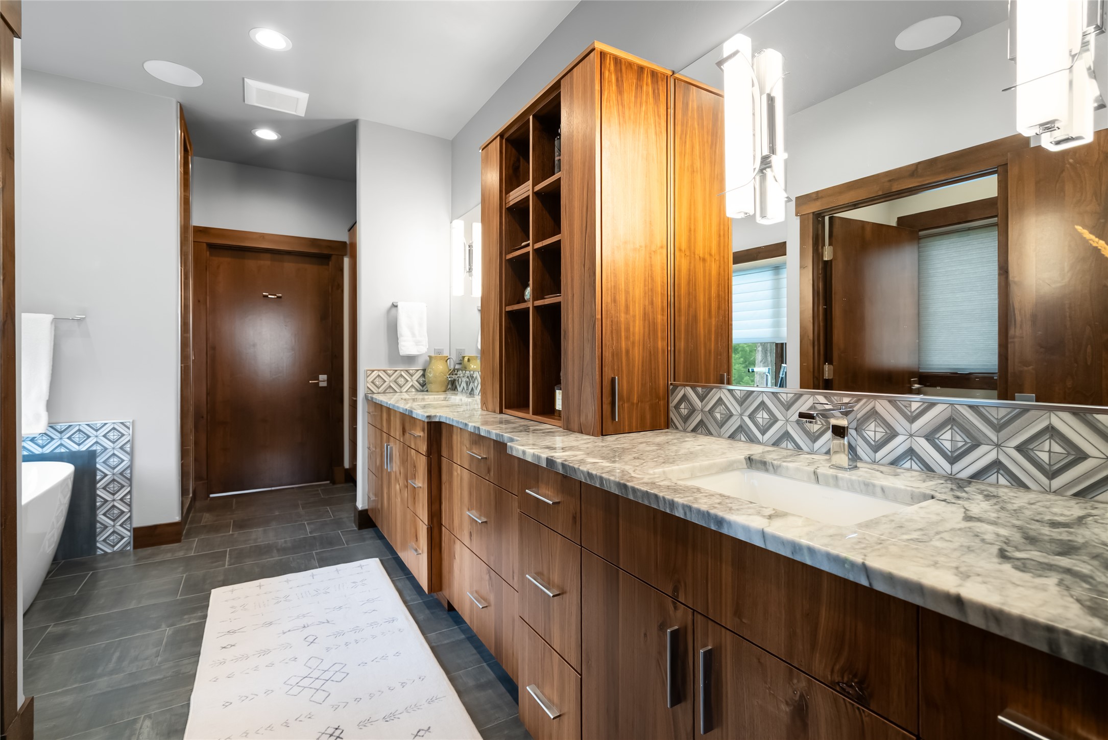 504 Ridge Line Drive Property Photo 18