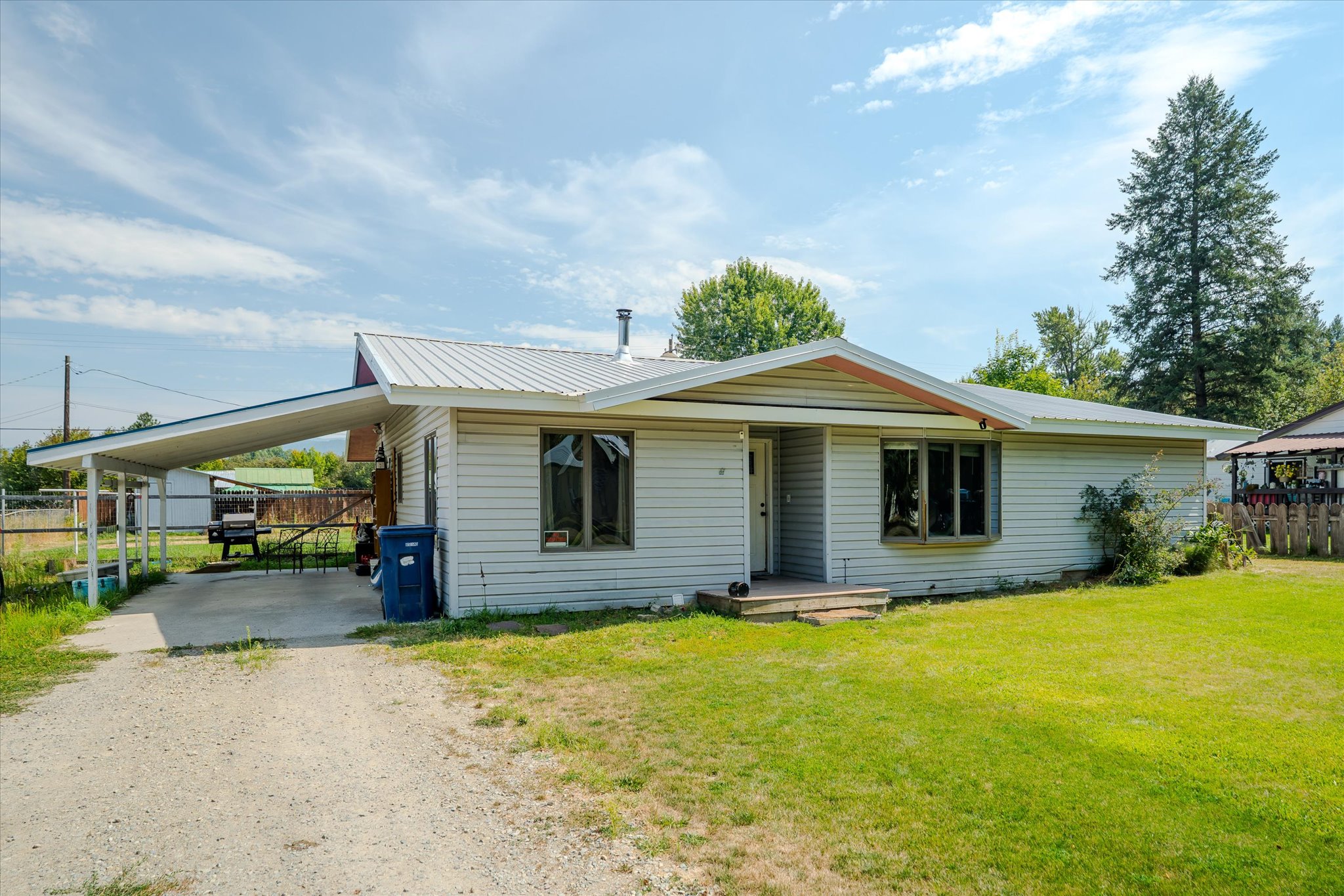 231 Glendora Avenue Property Photo 1