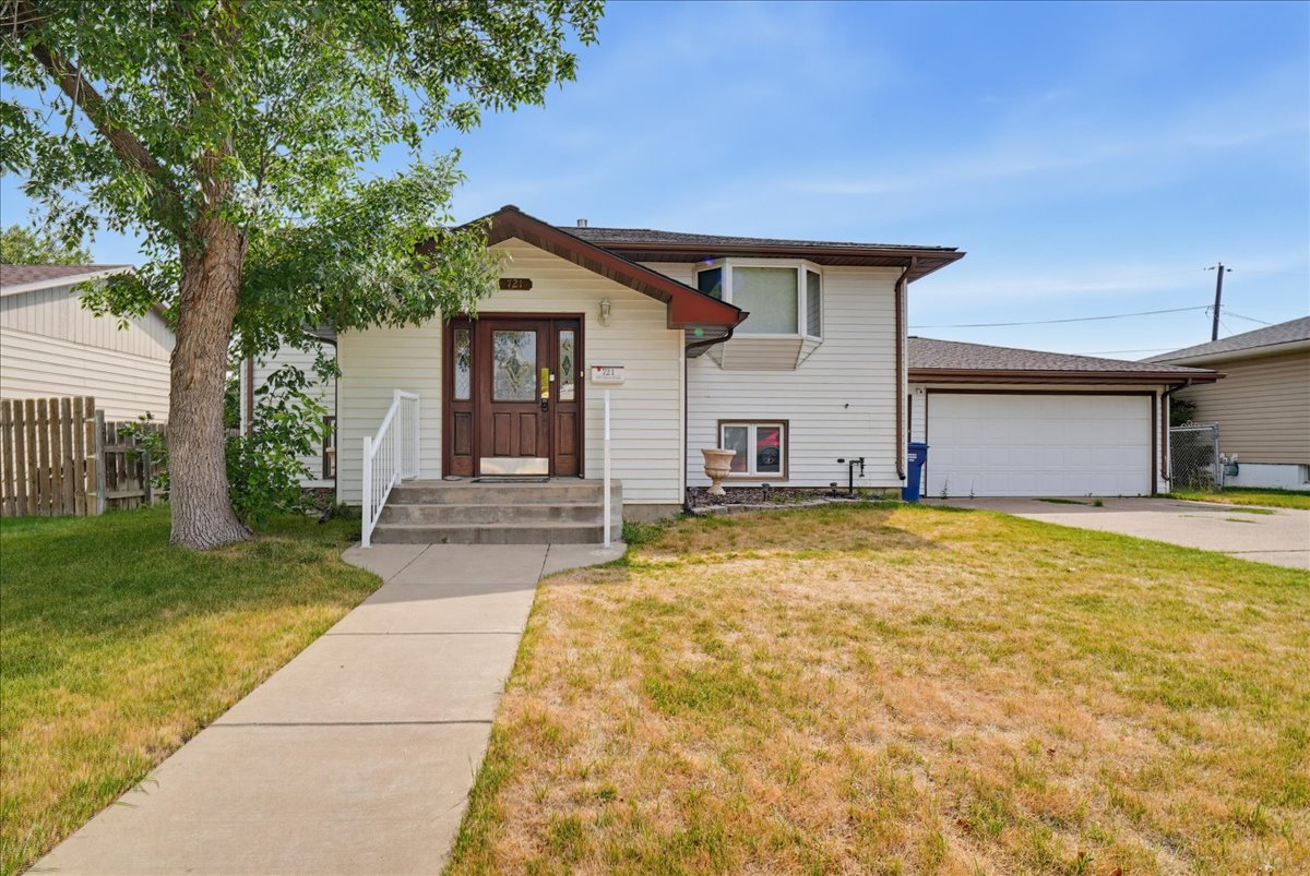 721 56th Street S Property Photo 1