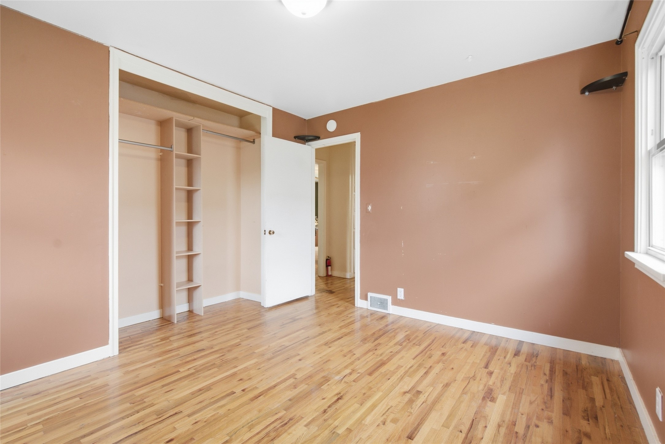 1327 4th Avenue E Property Photo 14
