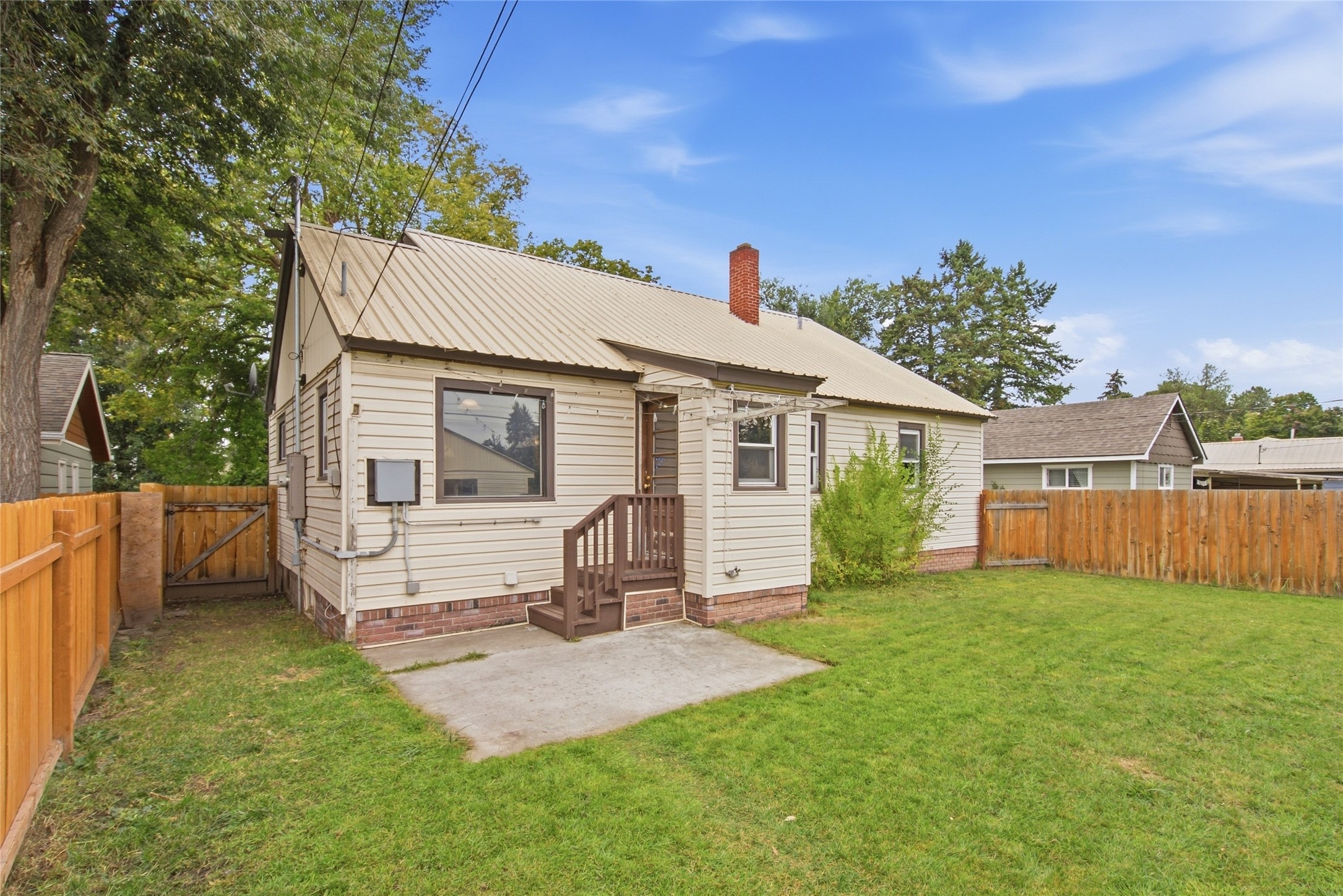 1327 4th Avenue E Property Photo 22
