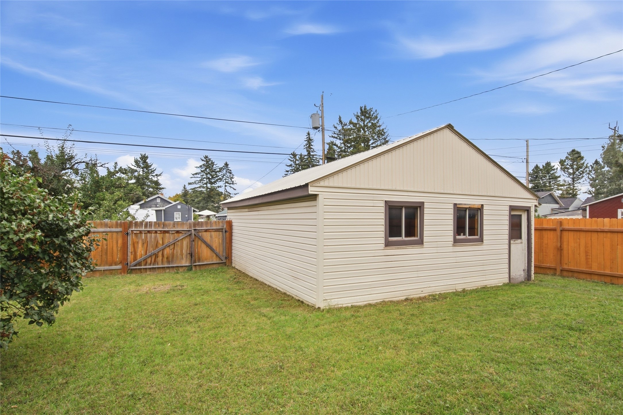 1327 4th Avenue E Property Photo 24