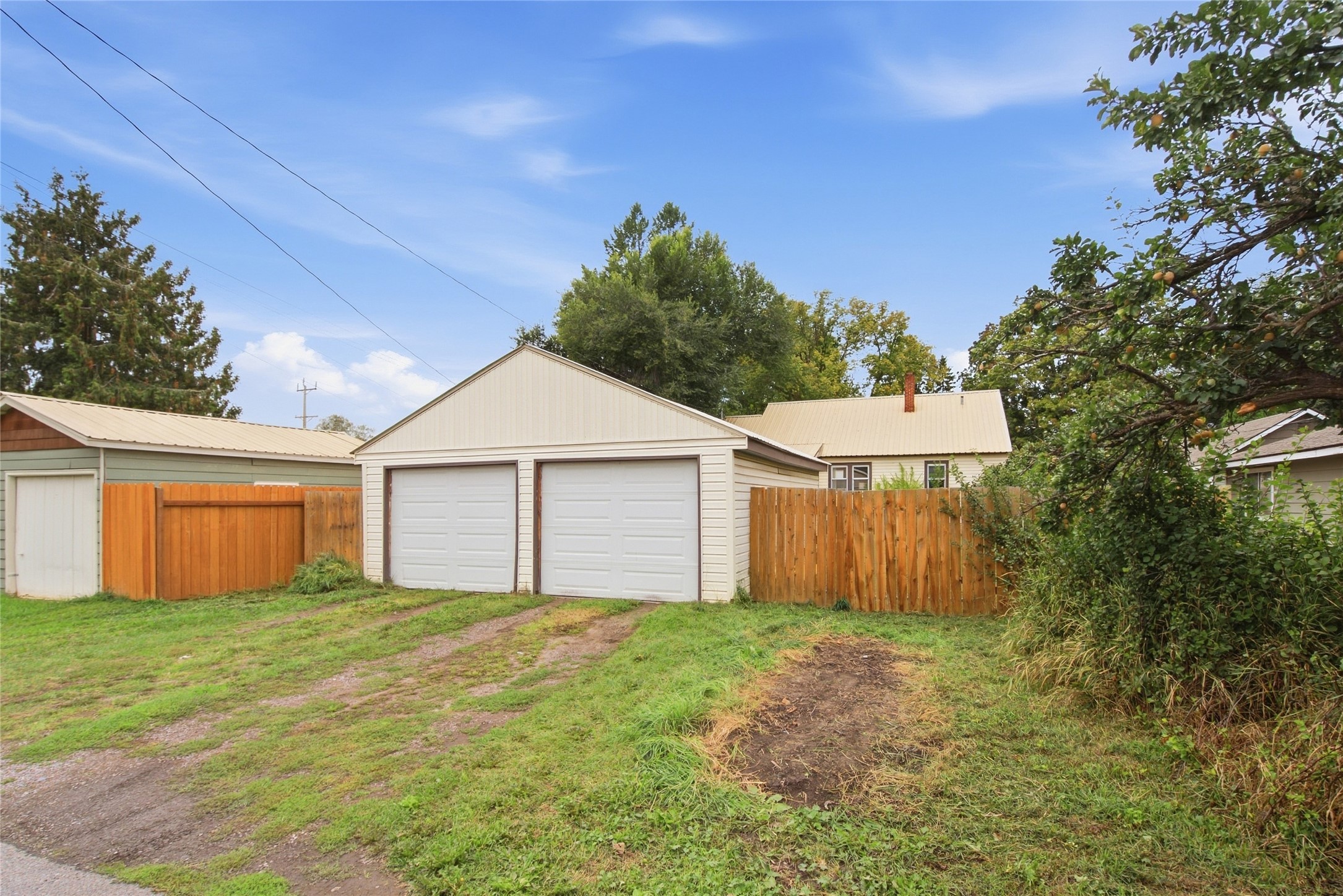 1327 4th Avenue E Property Photo 25