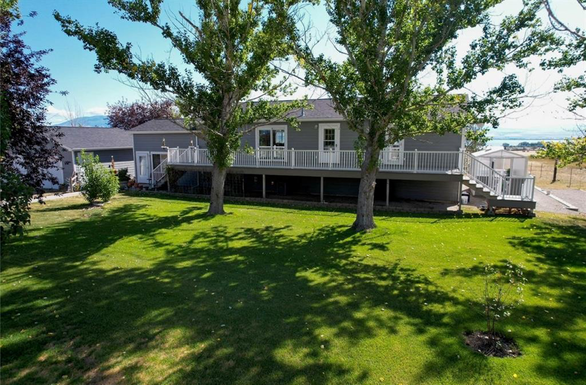 7 Strawberry Drive Property Photo 2