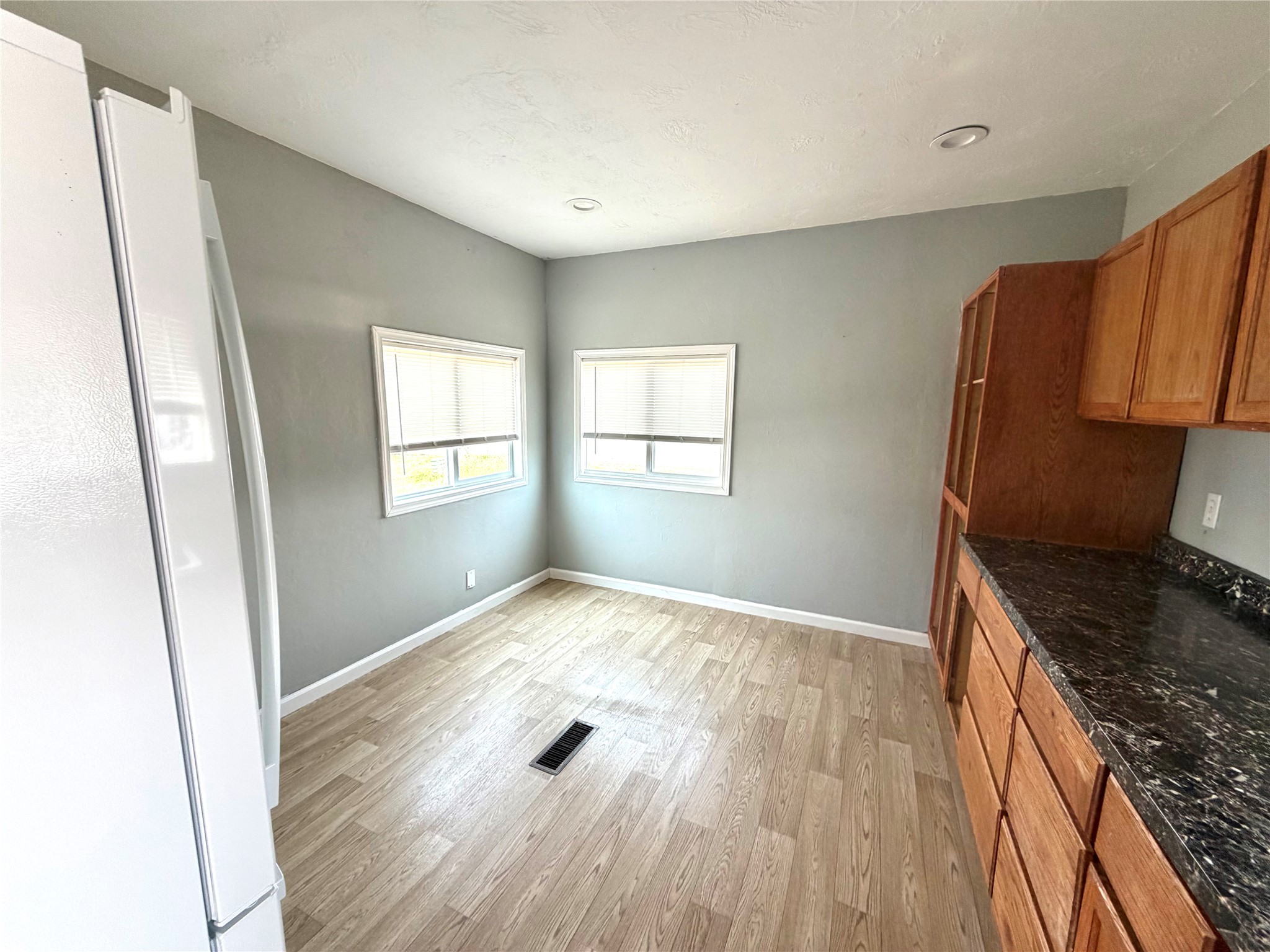 1319 Eisenhower Avenue Property Photo 3