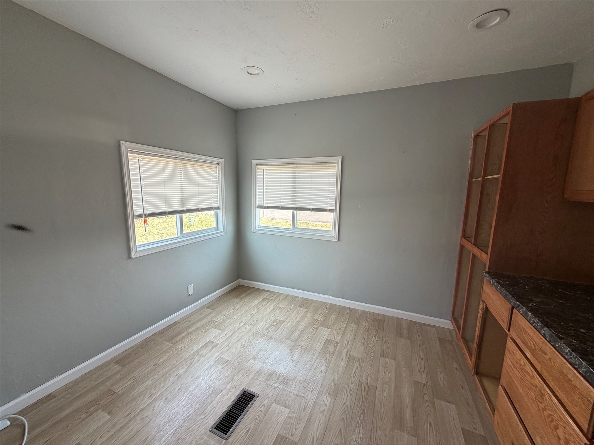 1319 Eisenhower Avenue Property Photo 6