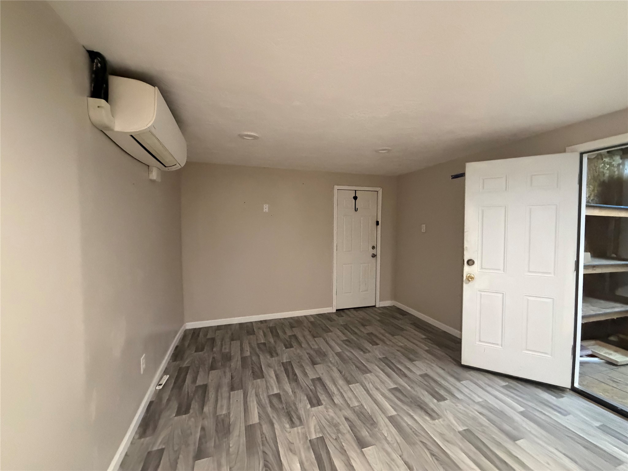 1319 Eisenhower Avenue Property Photo 20