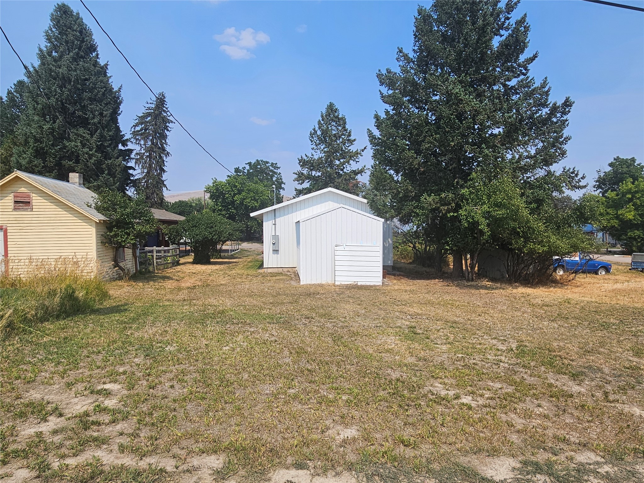 307 2nd Avenue S Property Photo 4
