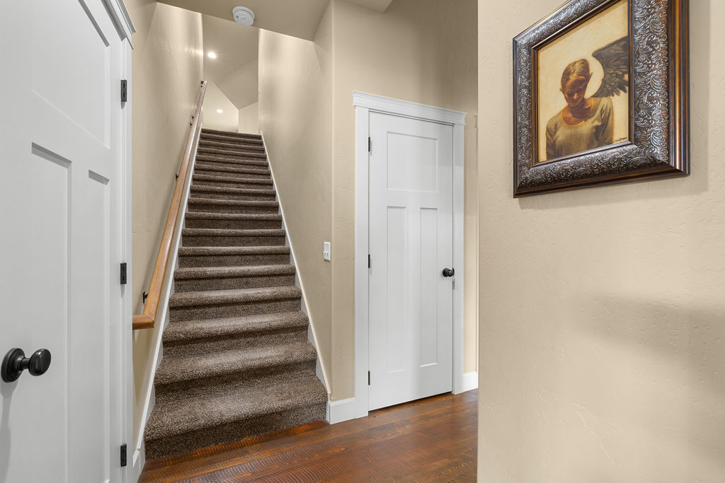 26 Logan Way Property Photo 30