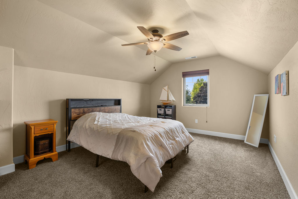 26 Logan Way Property Photo 33