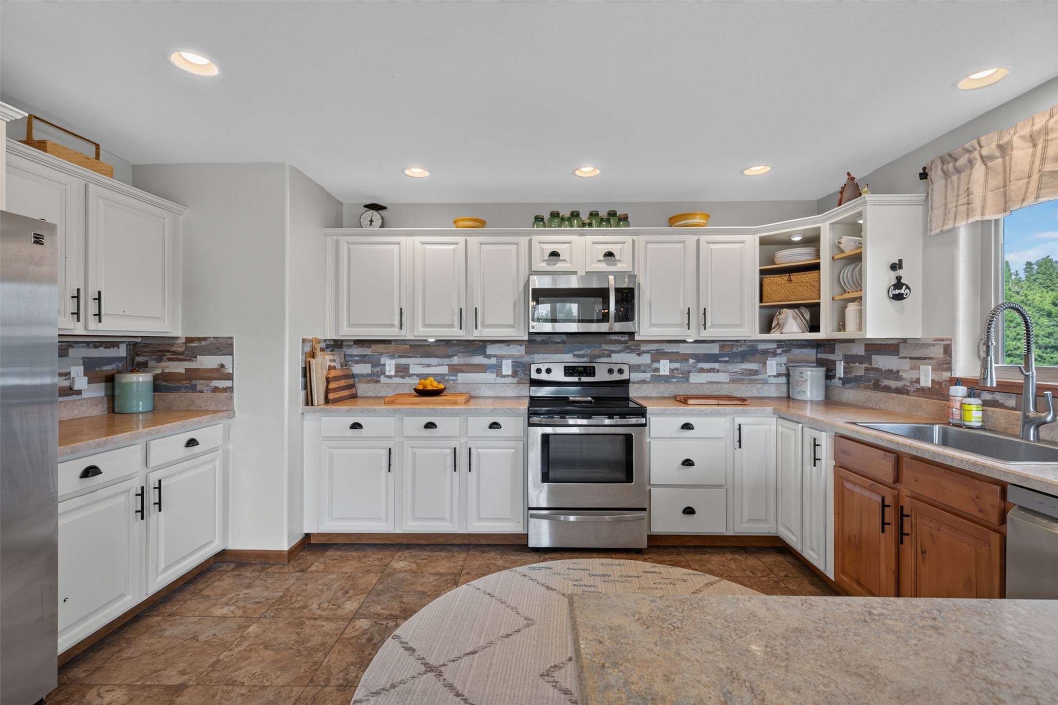 5345 Stallion Ridge Drive Property Photo 19