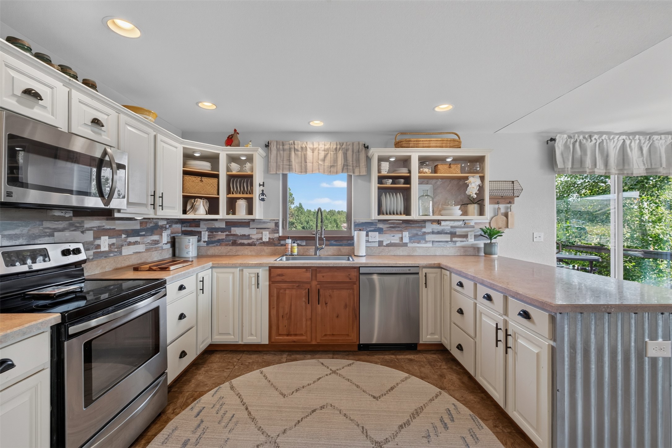 5345 Stallion Ridge Drive Property Photo 21