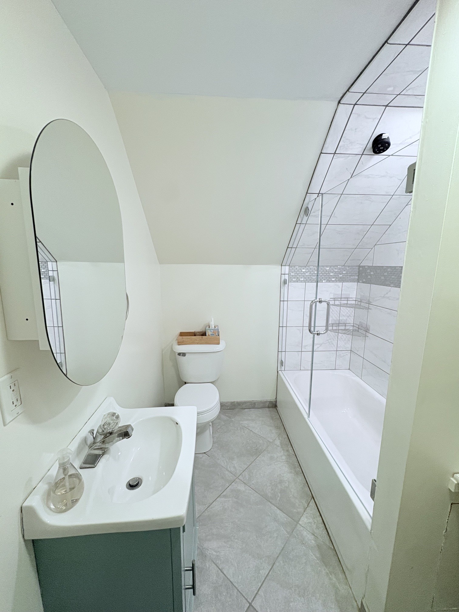 319 1st Street E Property Photo 21
