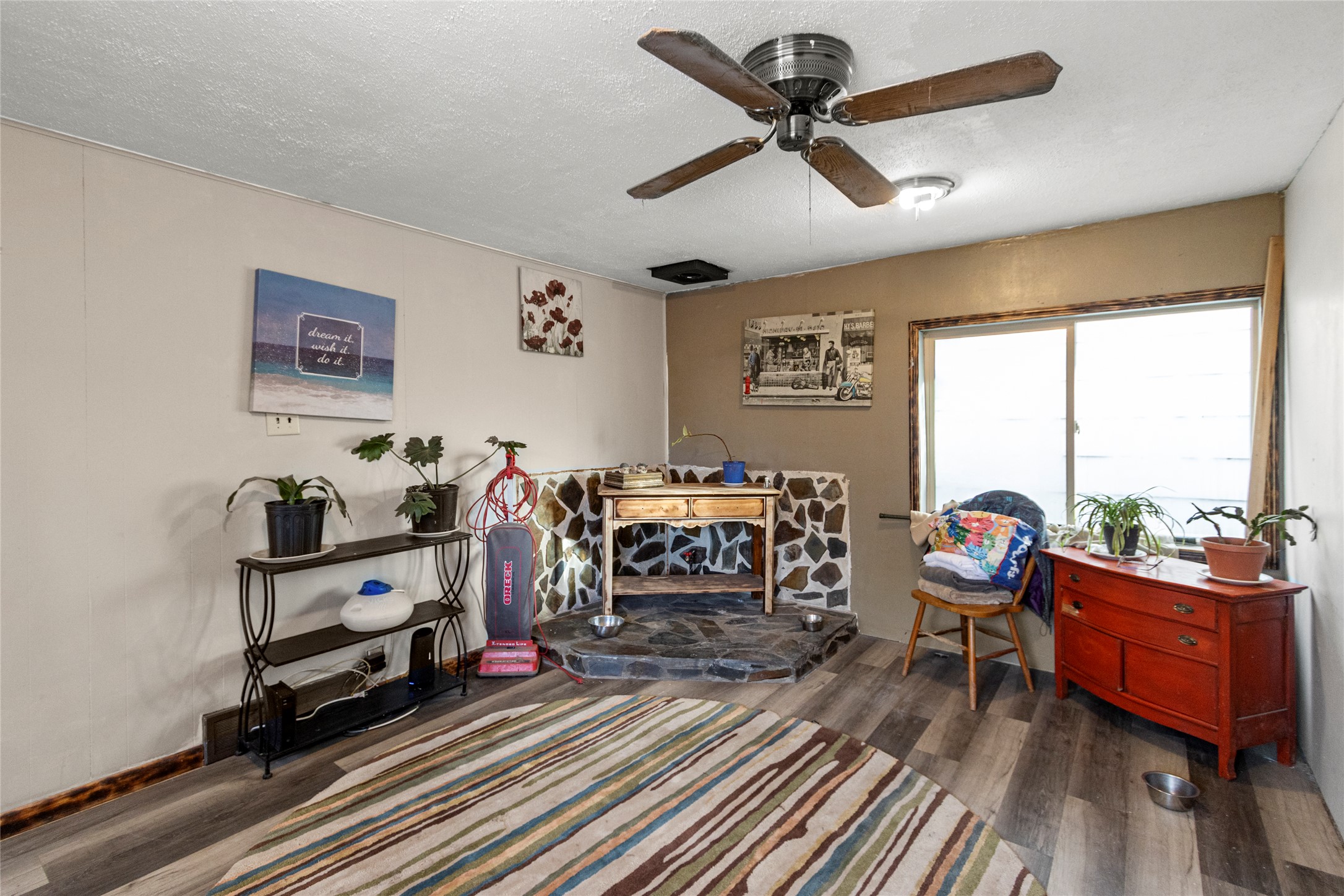 1305 4th Avenue E Property Photo 4