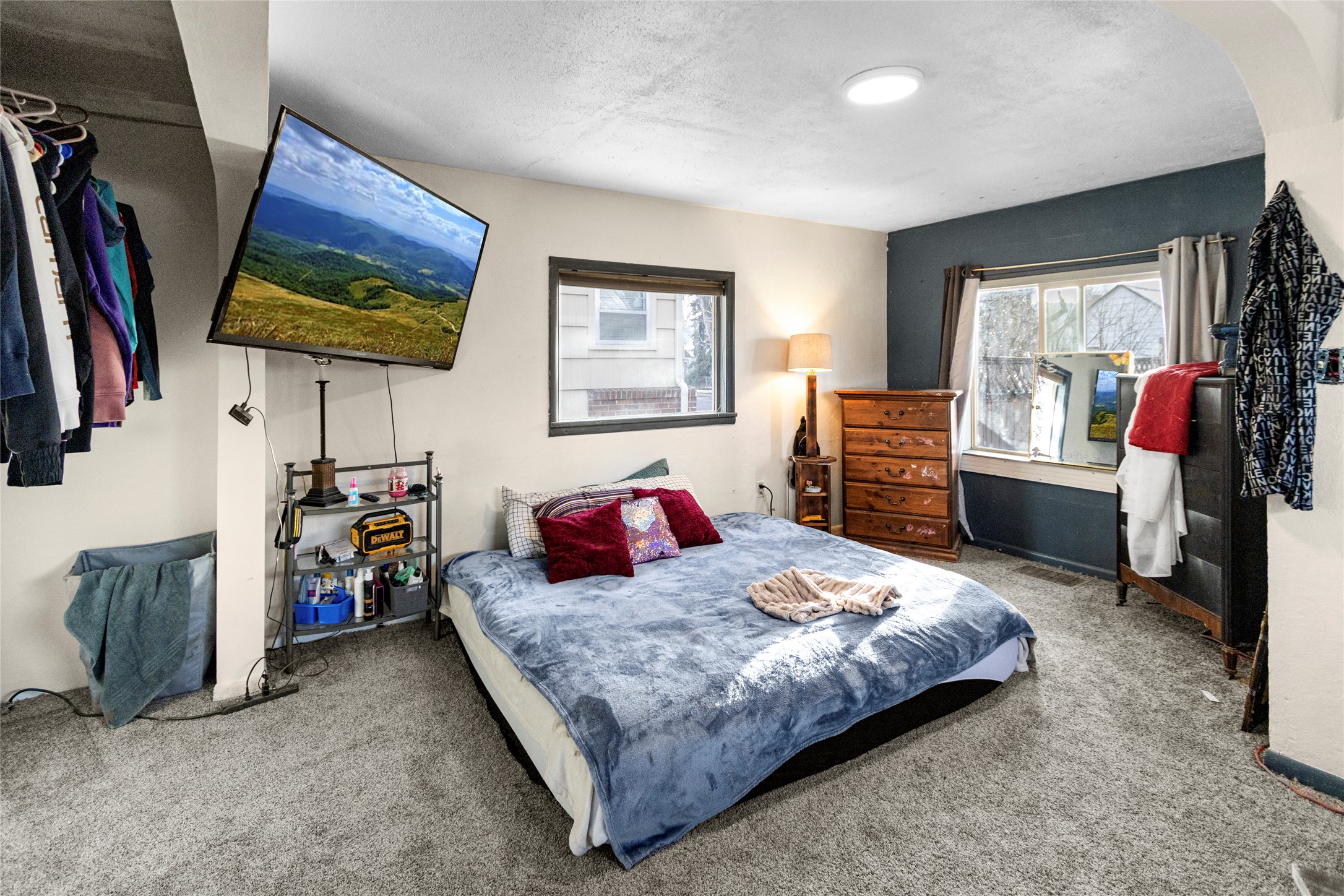 1305 4th Avenue E Property Photo 6