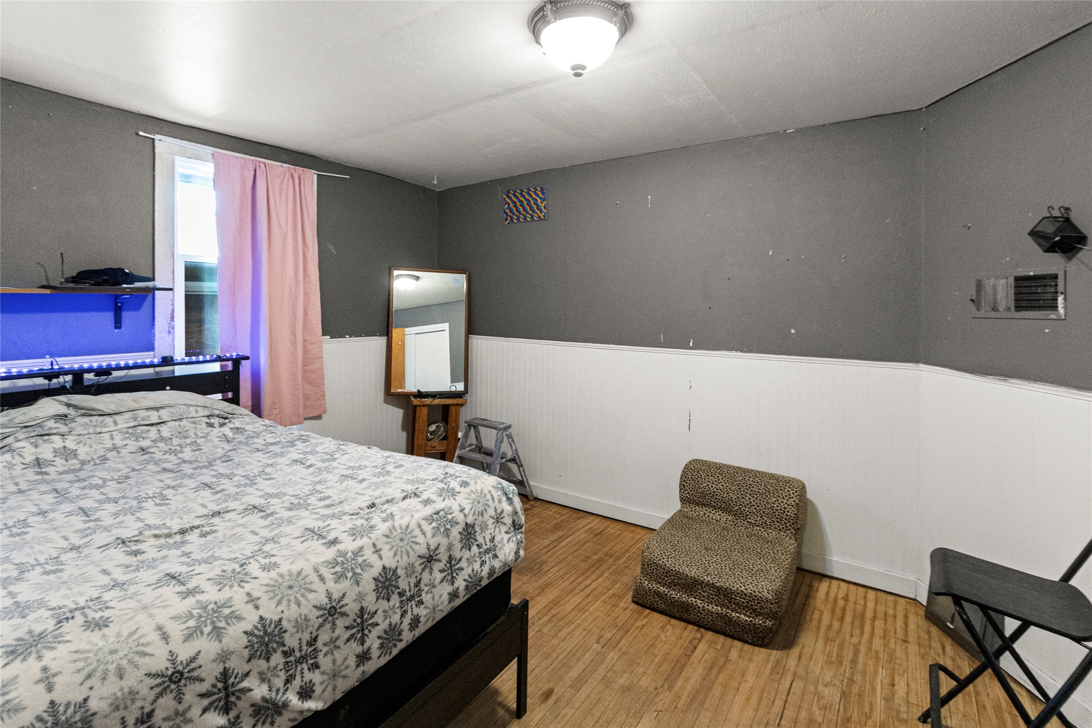 1305 4th Avenue E Property Photo 11