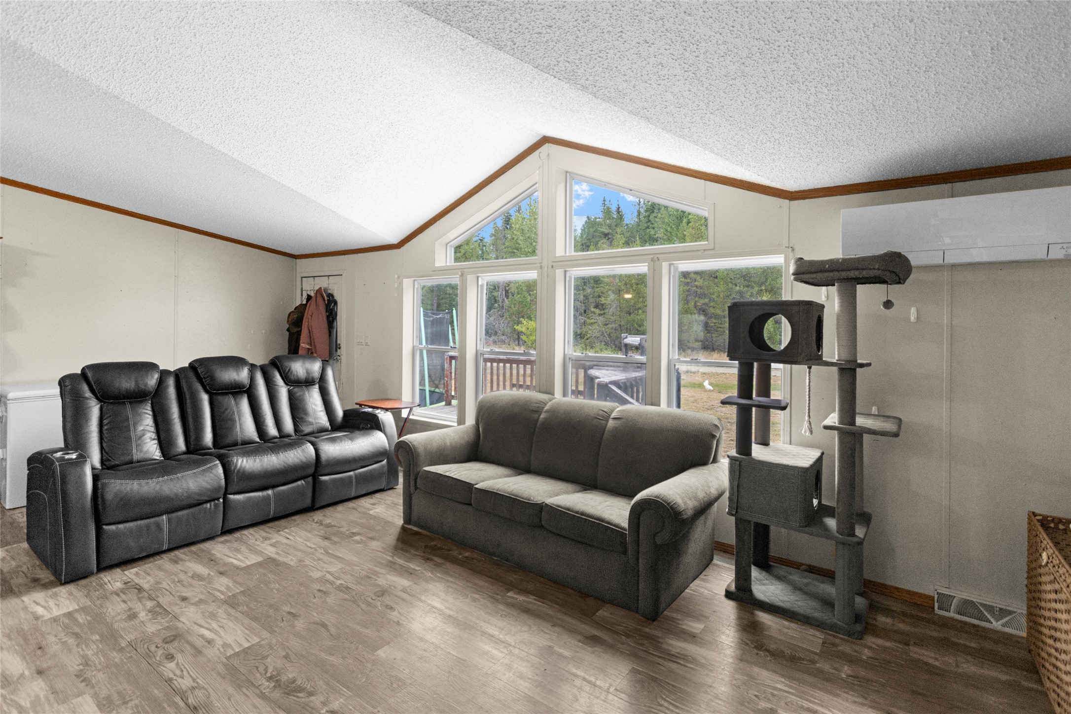 248 Bamford Way Property Photo 7