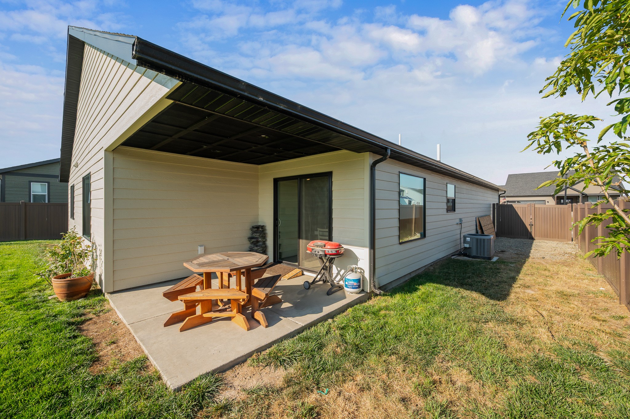 2819 Sarah Avenue Property Photo 45