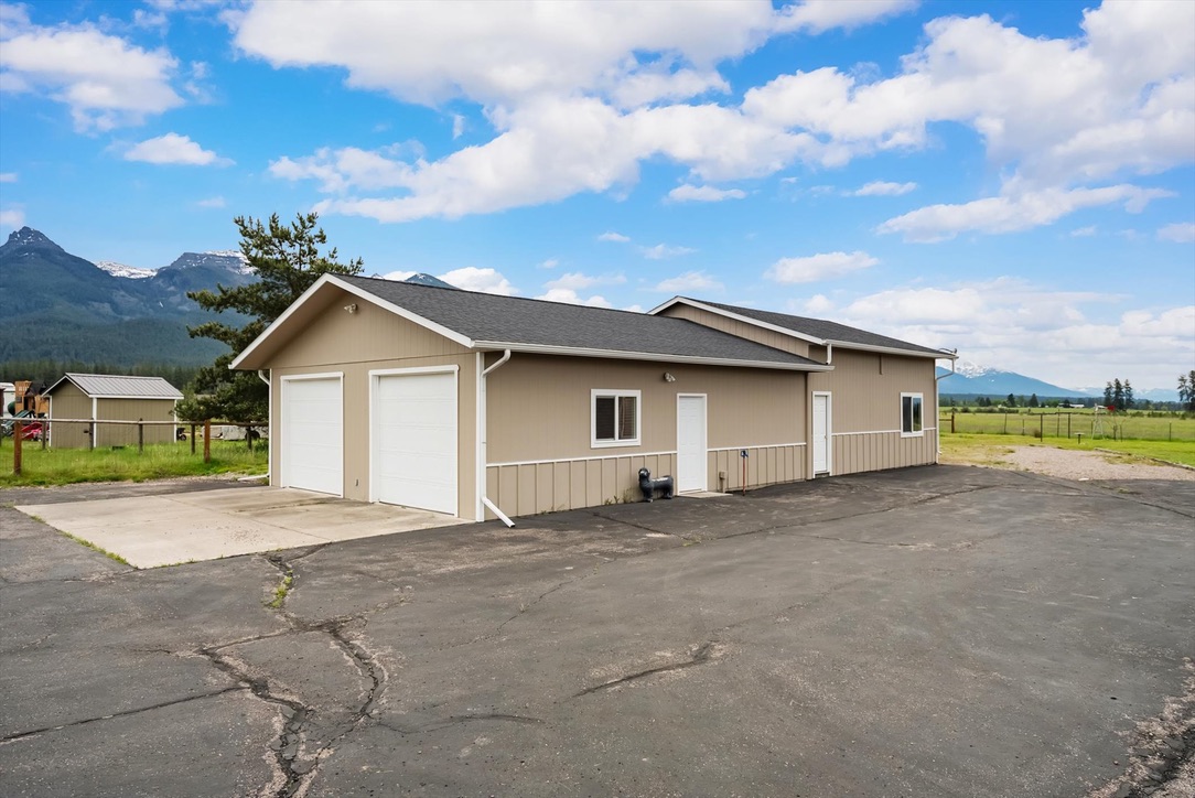 34105 Mud Lake Trail Property Photo 4