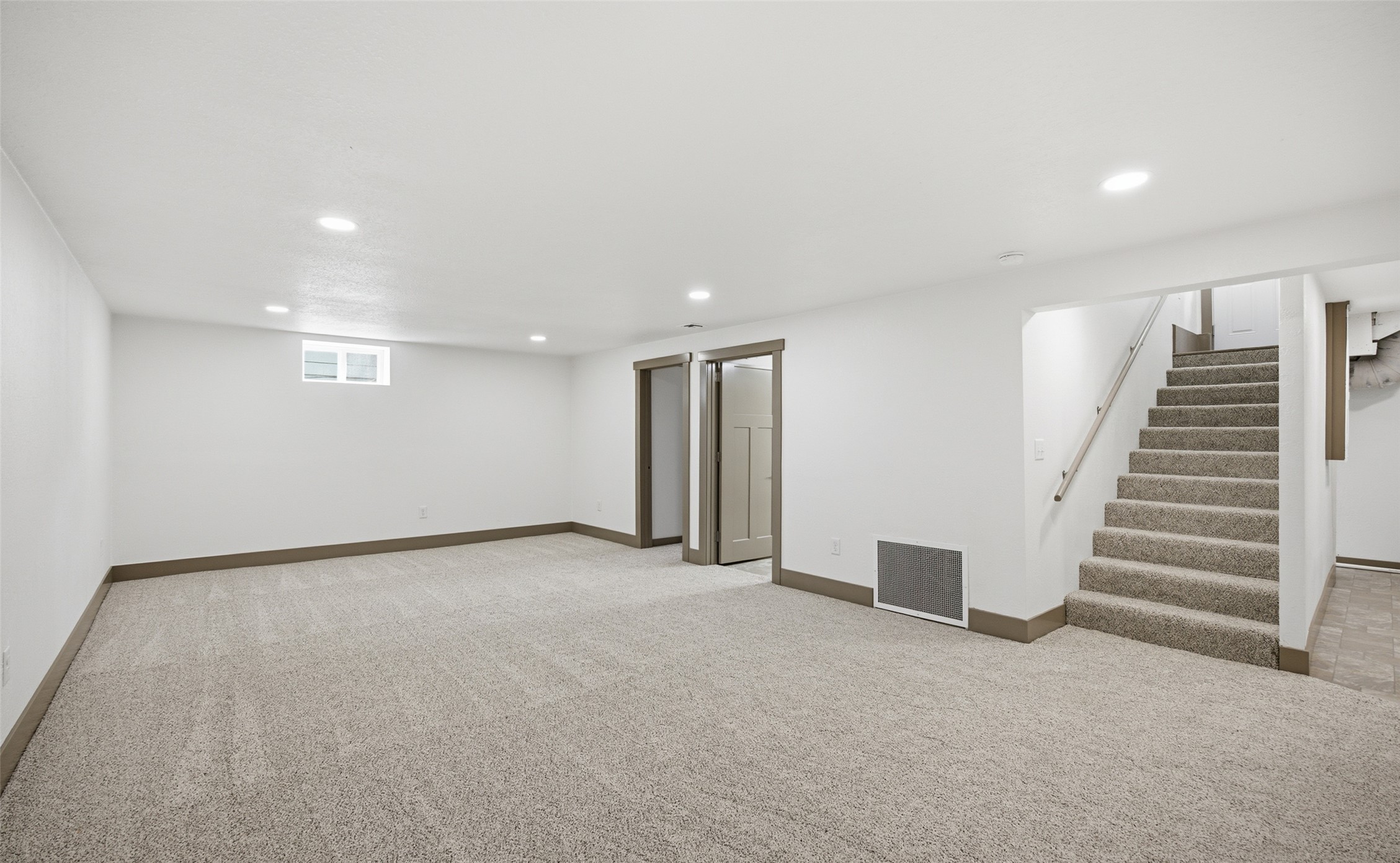 303 Spruce Street Property Photo 18