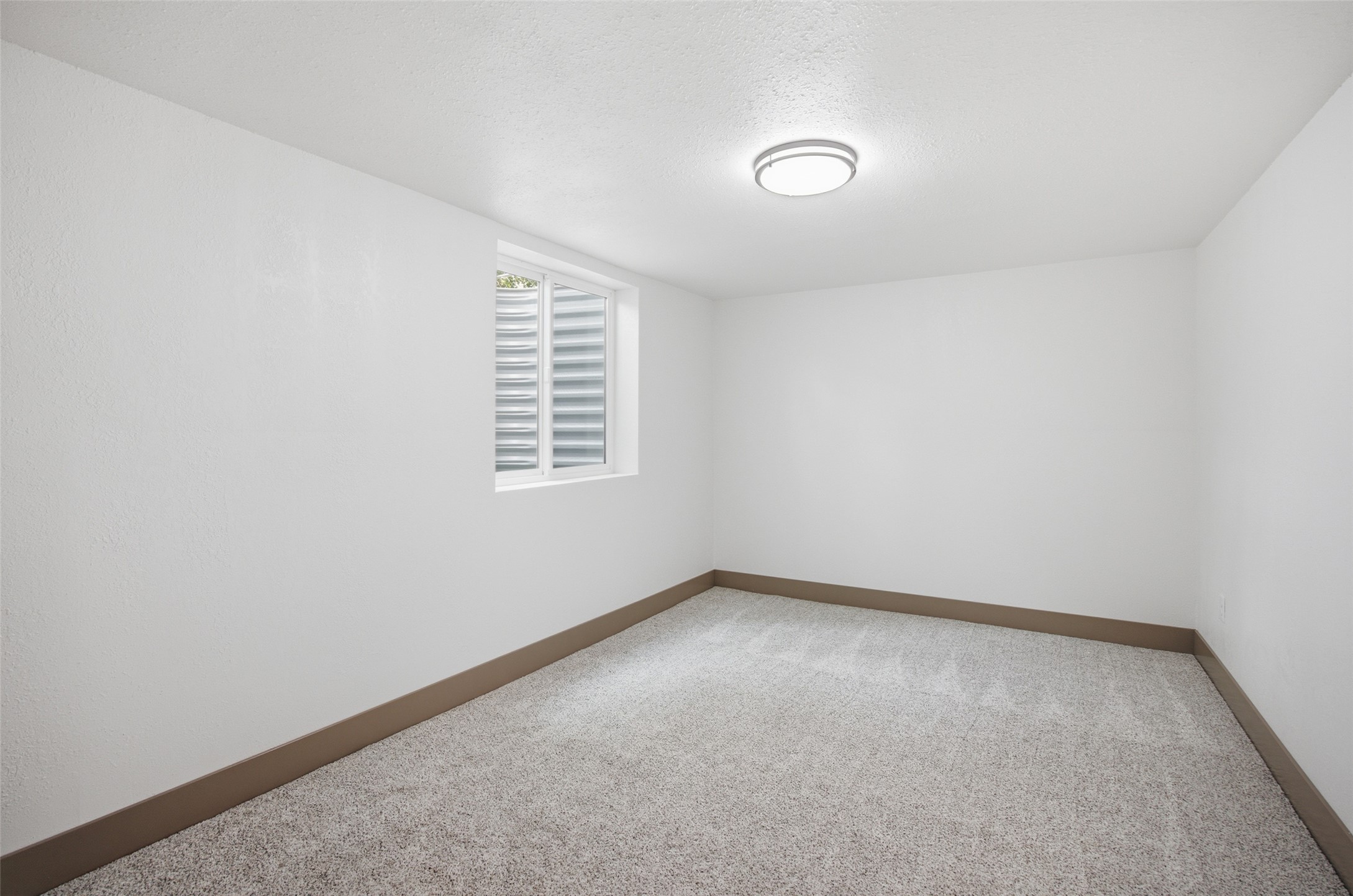 303 Spruce Street Property Photo 22