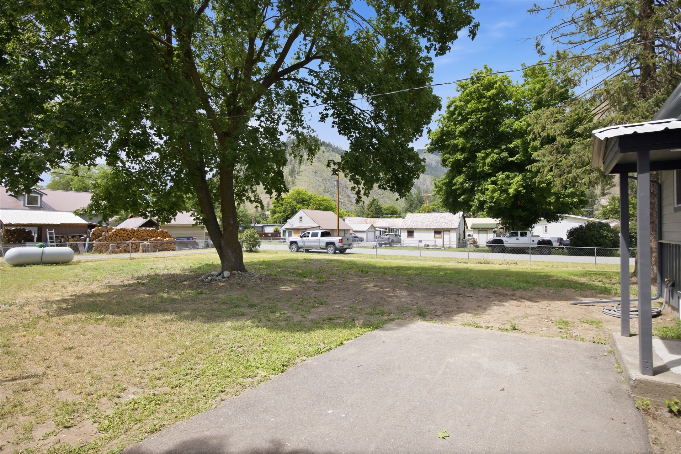 303 Spruce Street Property Photo 27
