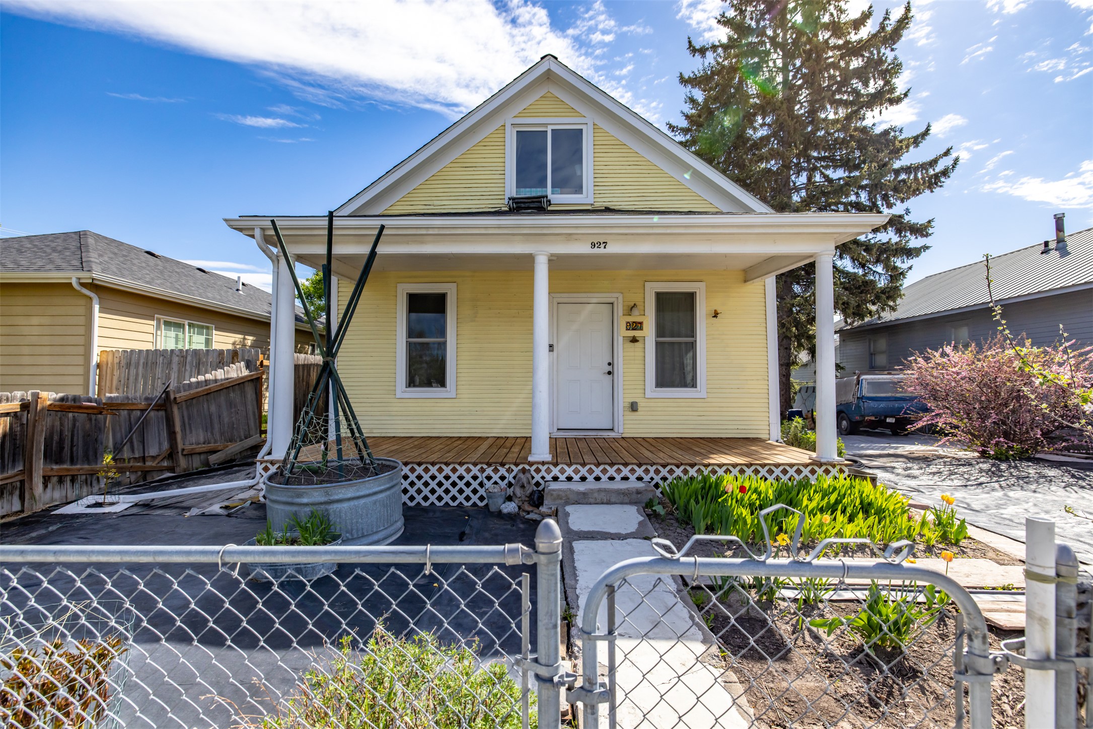 927 4th Avenue W Property Photo 4