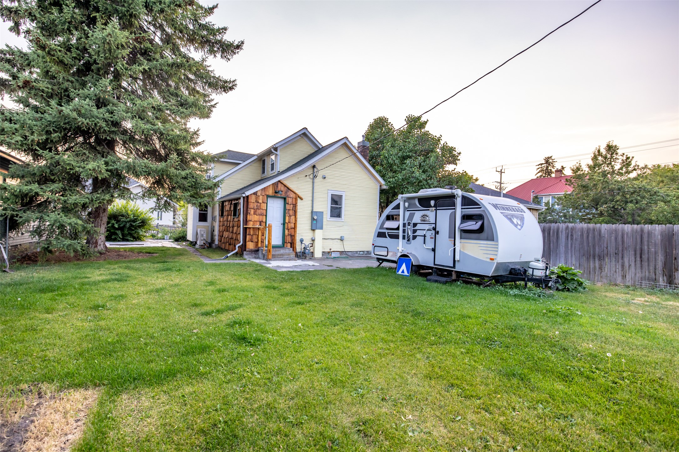 927 4th Avenue W Property Photo 17