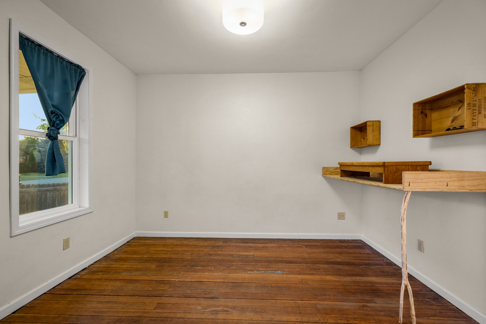 927 4th Avenue W Property Photo 20