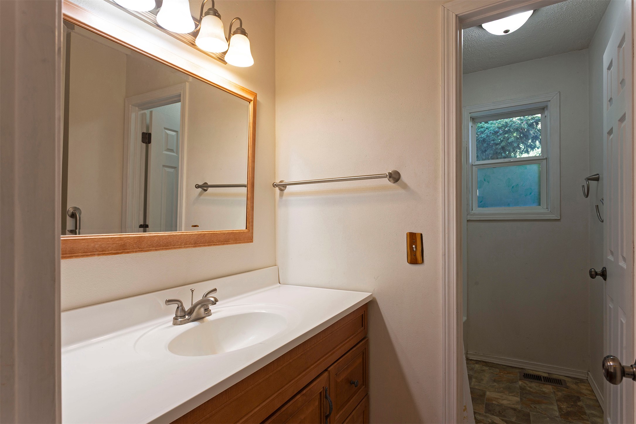 110 Rimrock Way Property Photo 22