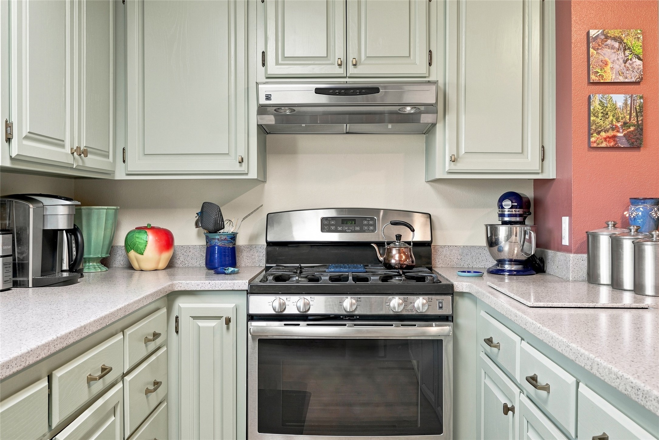 1170 Pine Street Property Photo 11