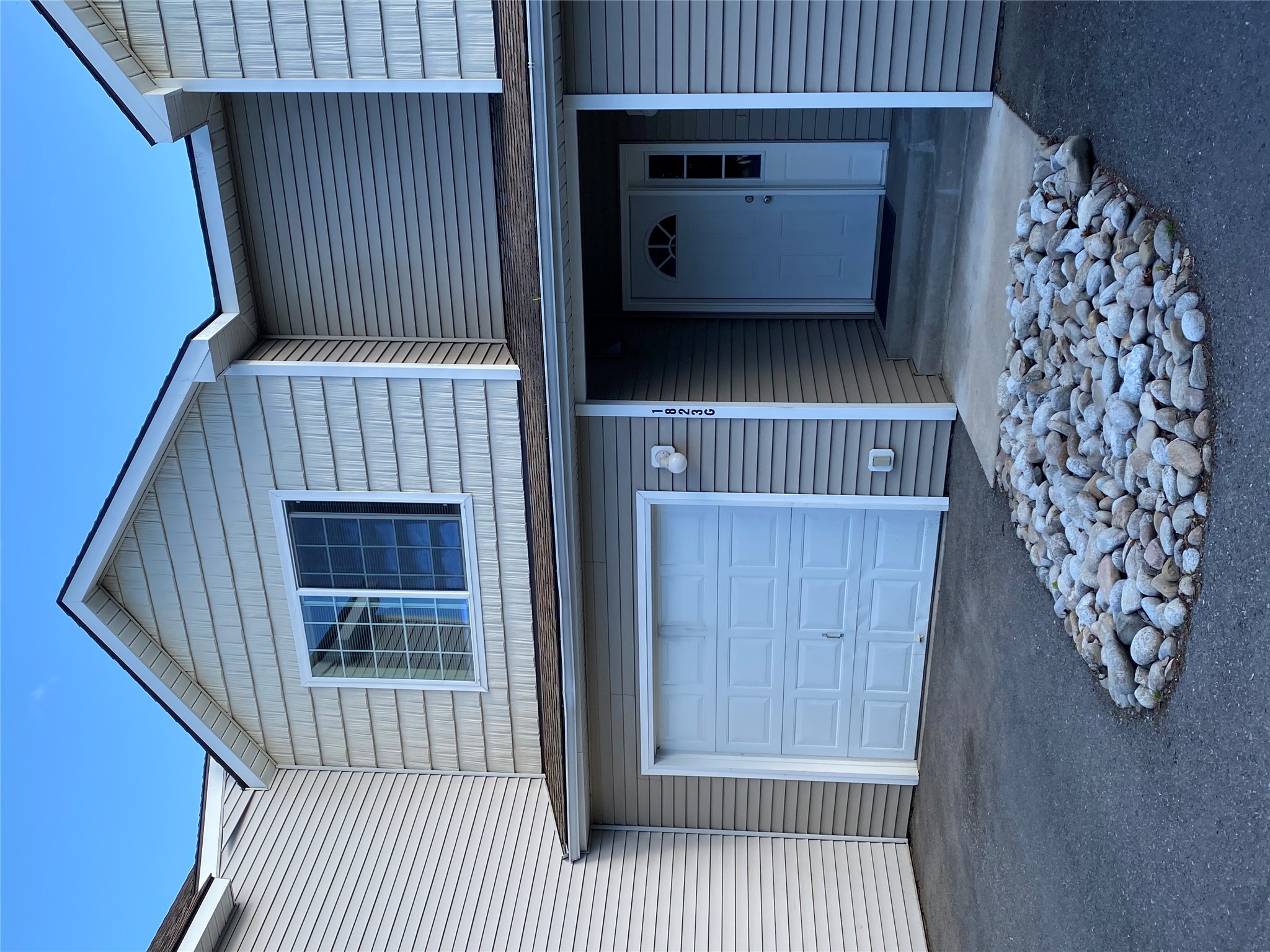 1823 Montana Unit G Property Photo 1