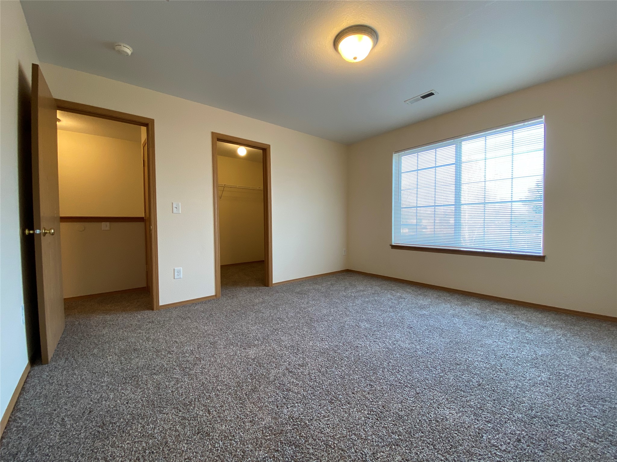 1823 Montana Unit G Property Photo 5