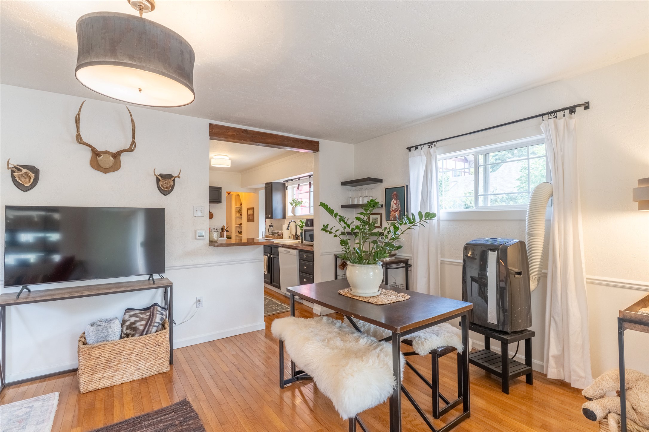 435 Park Avenue Property Photo 6