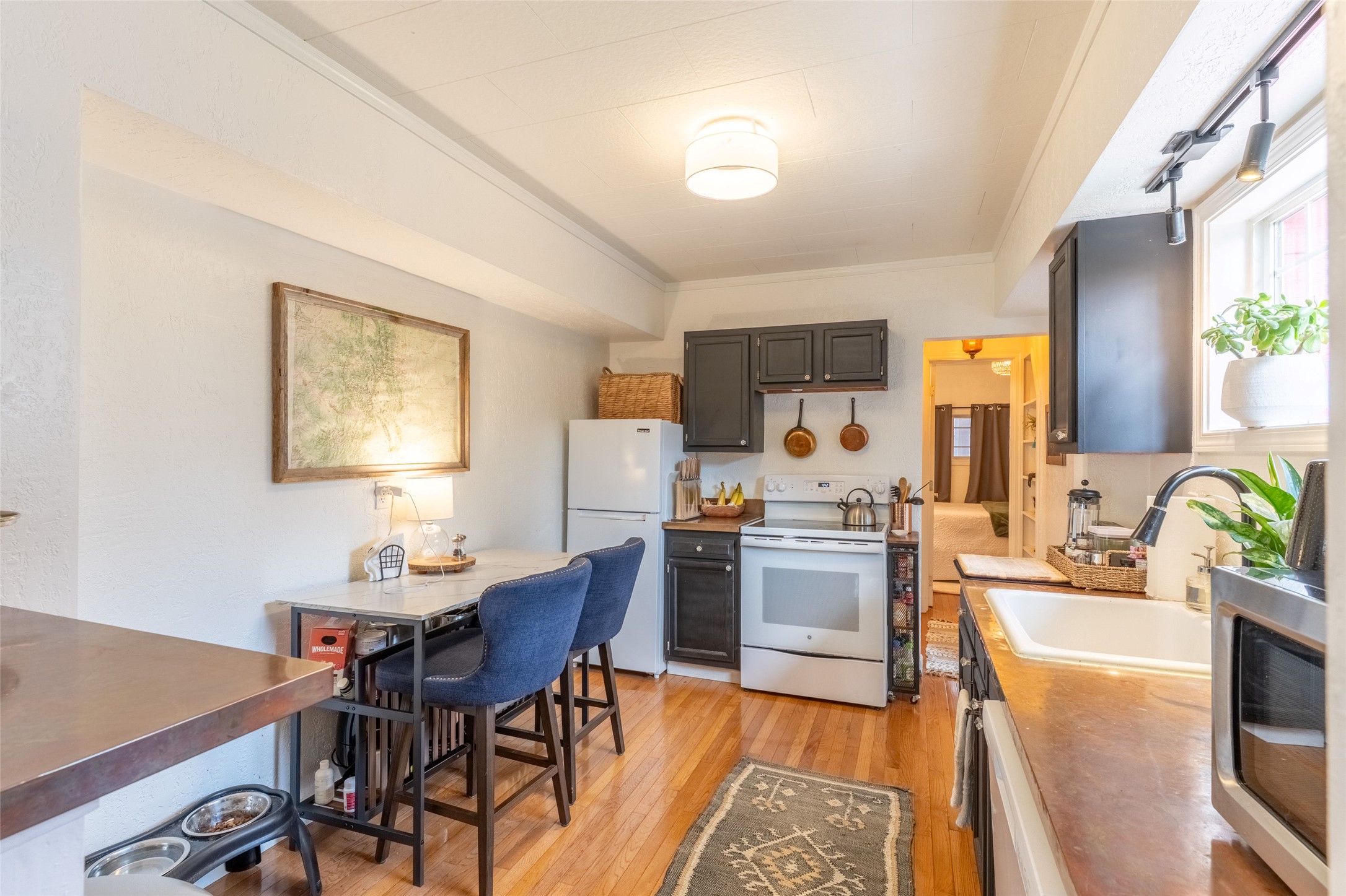 435 Park Avenue Property Photo 11